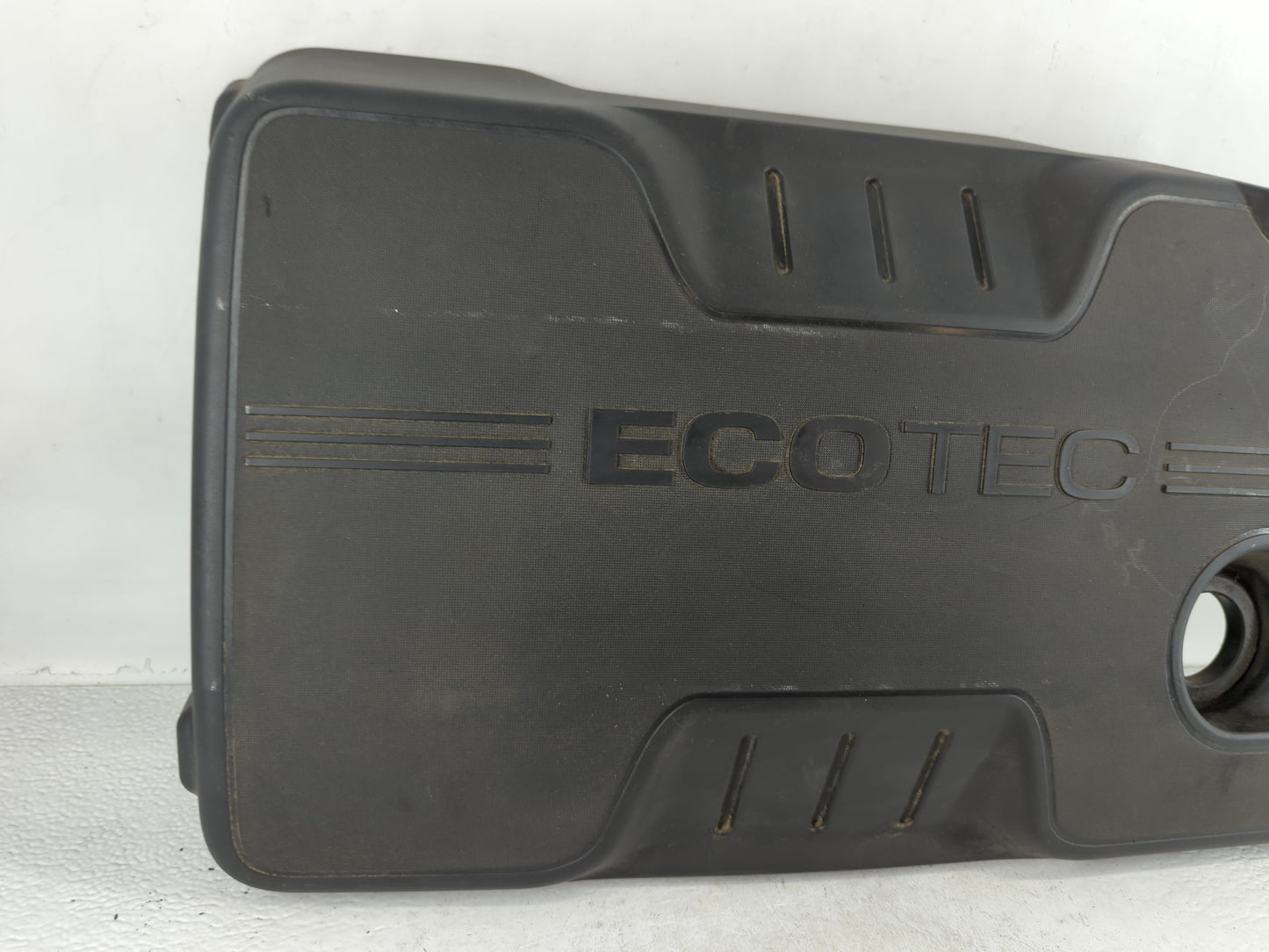 2013 Gmc Terrain Engine Cover - Oemusedautoparts1.com