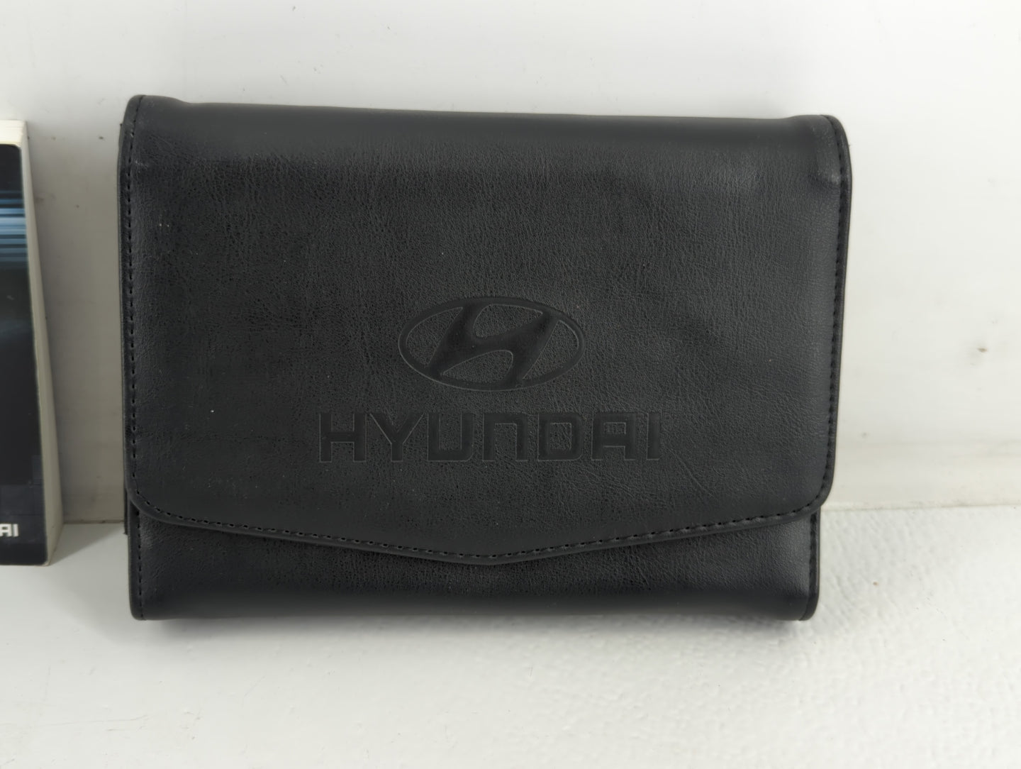 2011 Hyundai Sonata Owners Manual Book Guide P/N:A4RO-EU11B OEM Used Auto Parts - Oemusedautoparts1.com