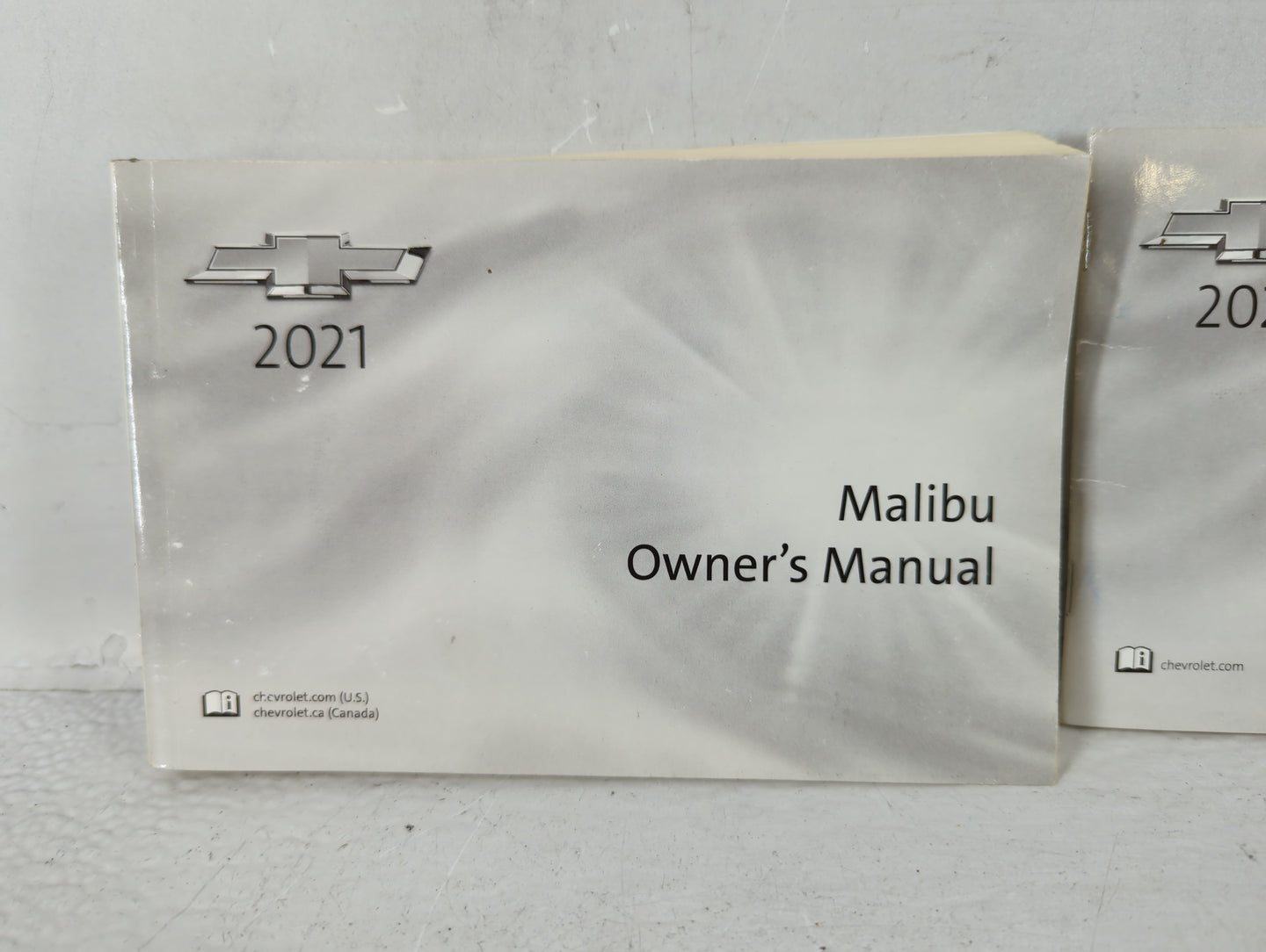 2021 Chevrolet Malibu Owners Manual Book Guide P/N:84523389 A OEM Used Auto Parts - Oemusedautoparts1.com