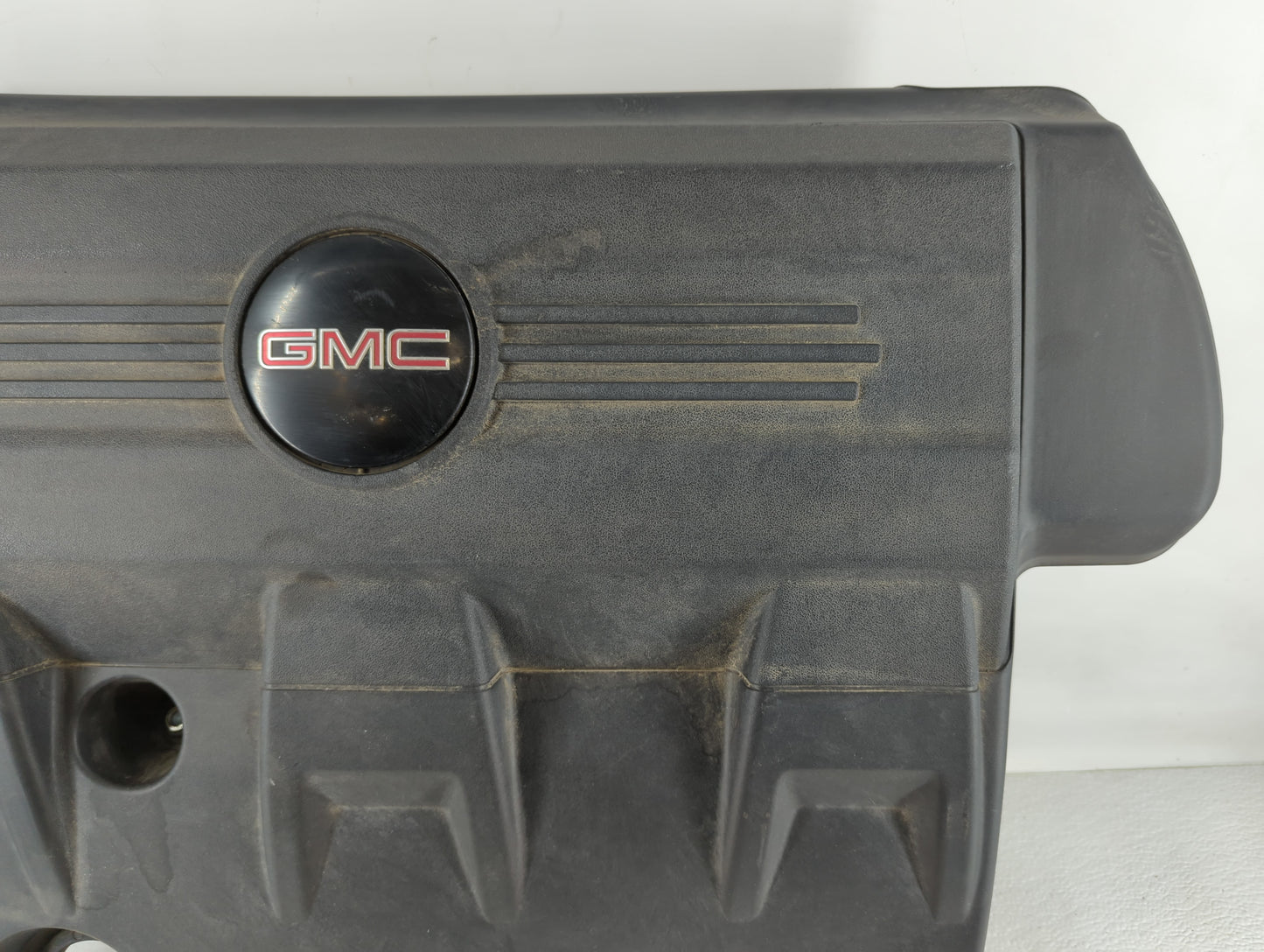 2010 Gmc Terrain Engine Cover - Oemusedautoparts1.com