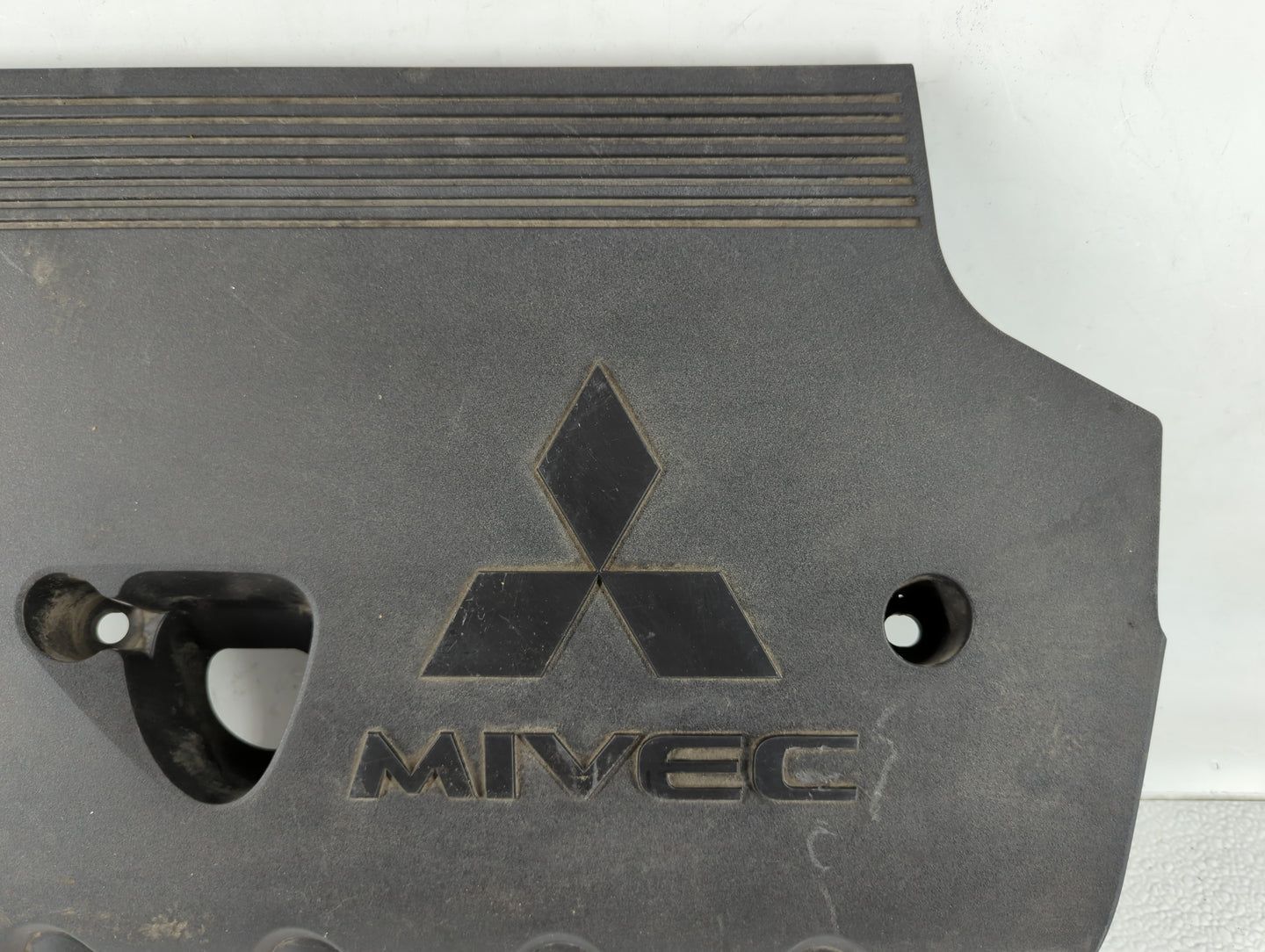 2015 Mitsubishi Outlander Engine Cover - Oemusedautoparts1.com