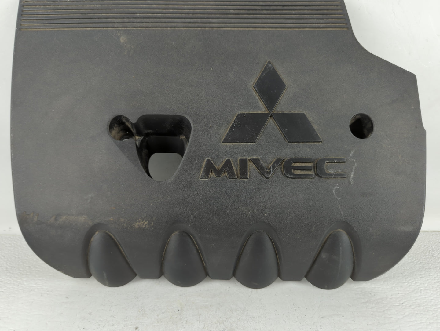 2015 Mitsubishi Outlander Engine Cover - Oemusedautoparts1.com