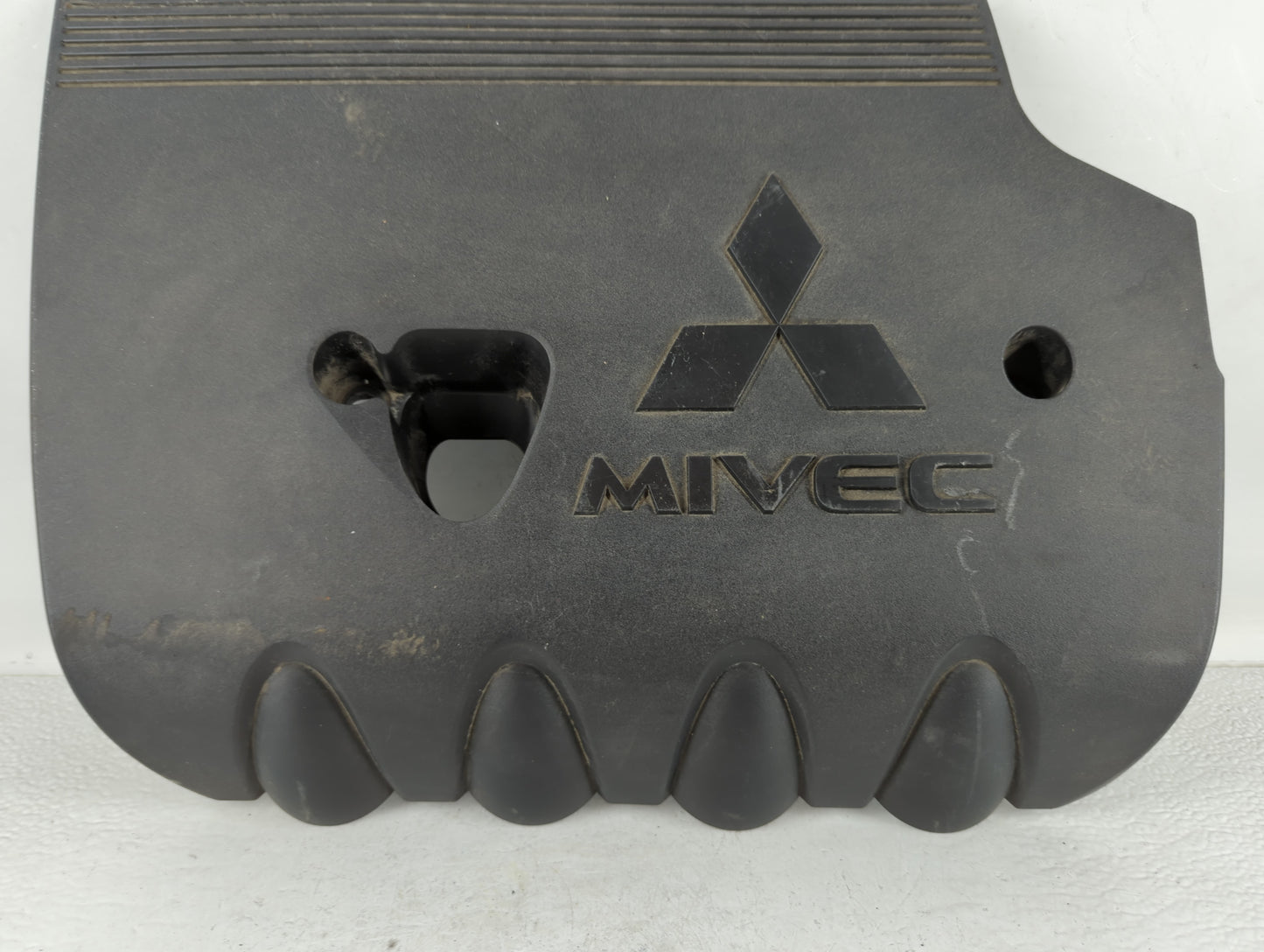 2015 Mitsubishi Outlander Engine Cover - Oemusedautoparts1.com