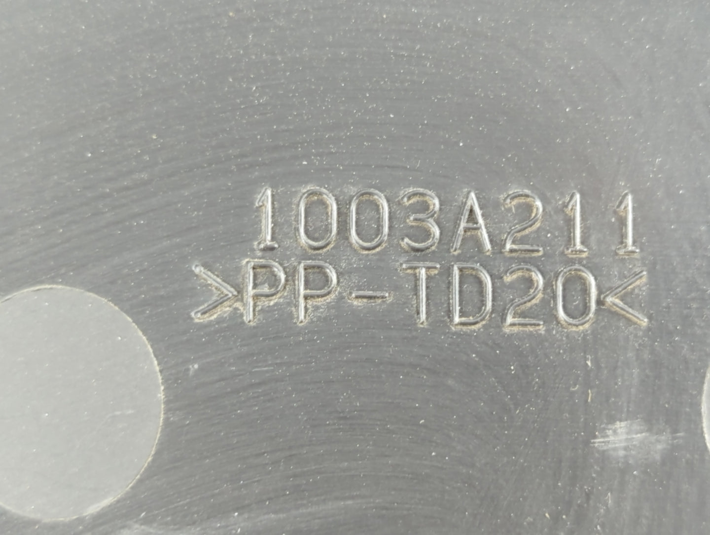 2015 Mitsubishi Outlander Engine Cover - Oemusedautoparts1.com