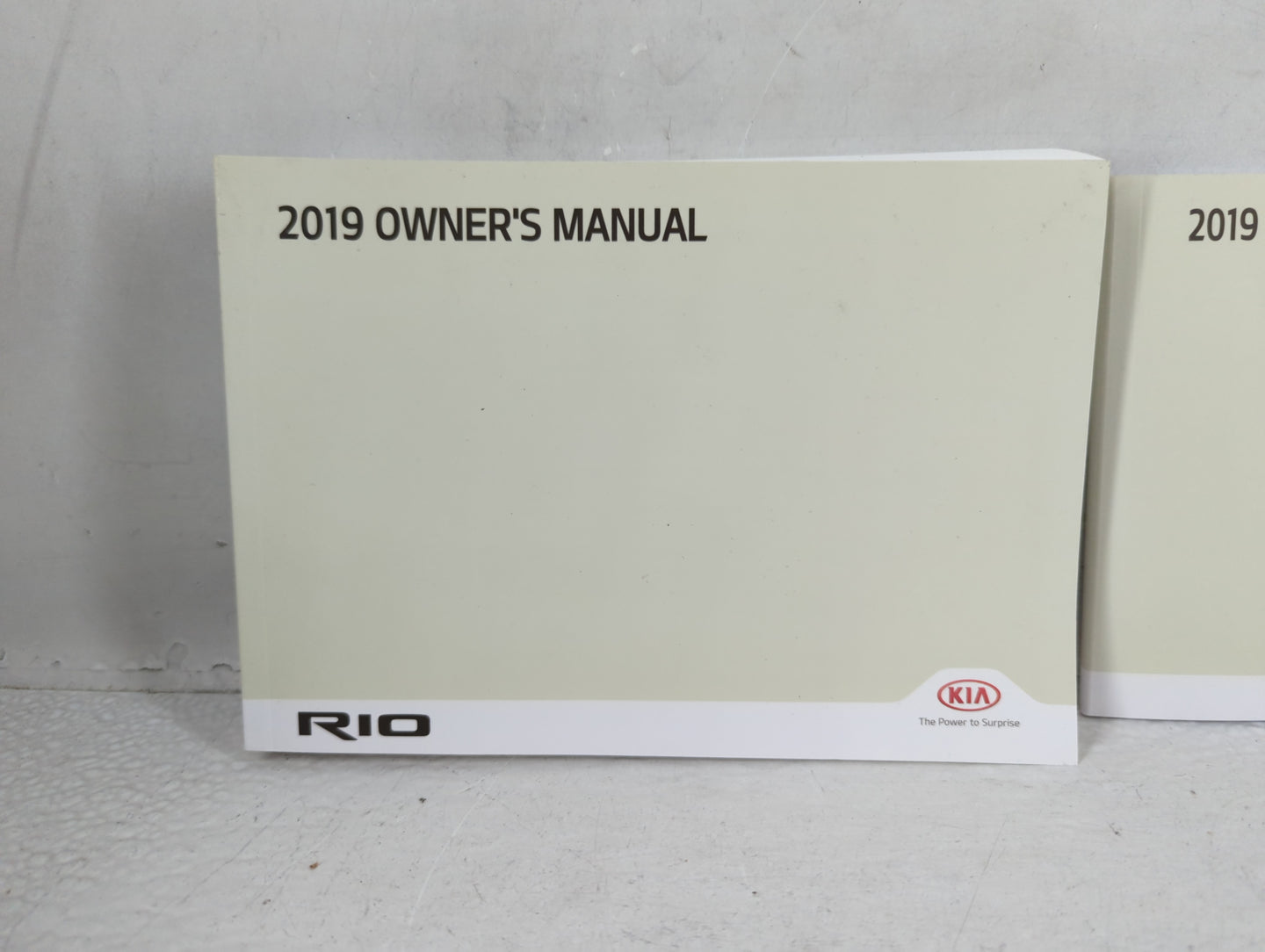 2019 Kia Rio Owners Manual Book Guide P/N:H9S5-EE95C OEM Used Auto Parts - Oemusedautoparts1.com