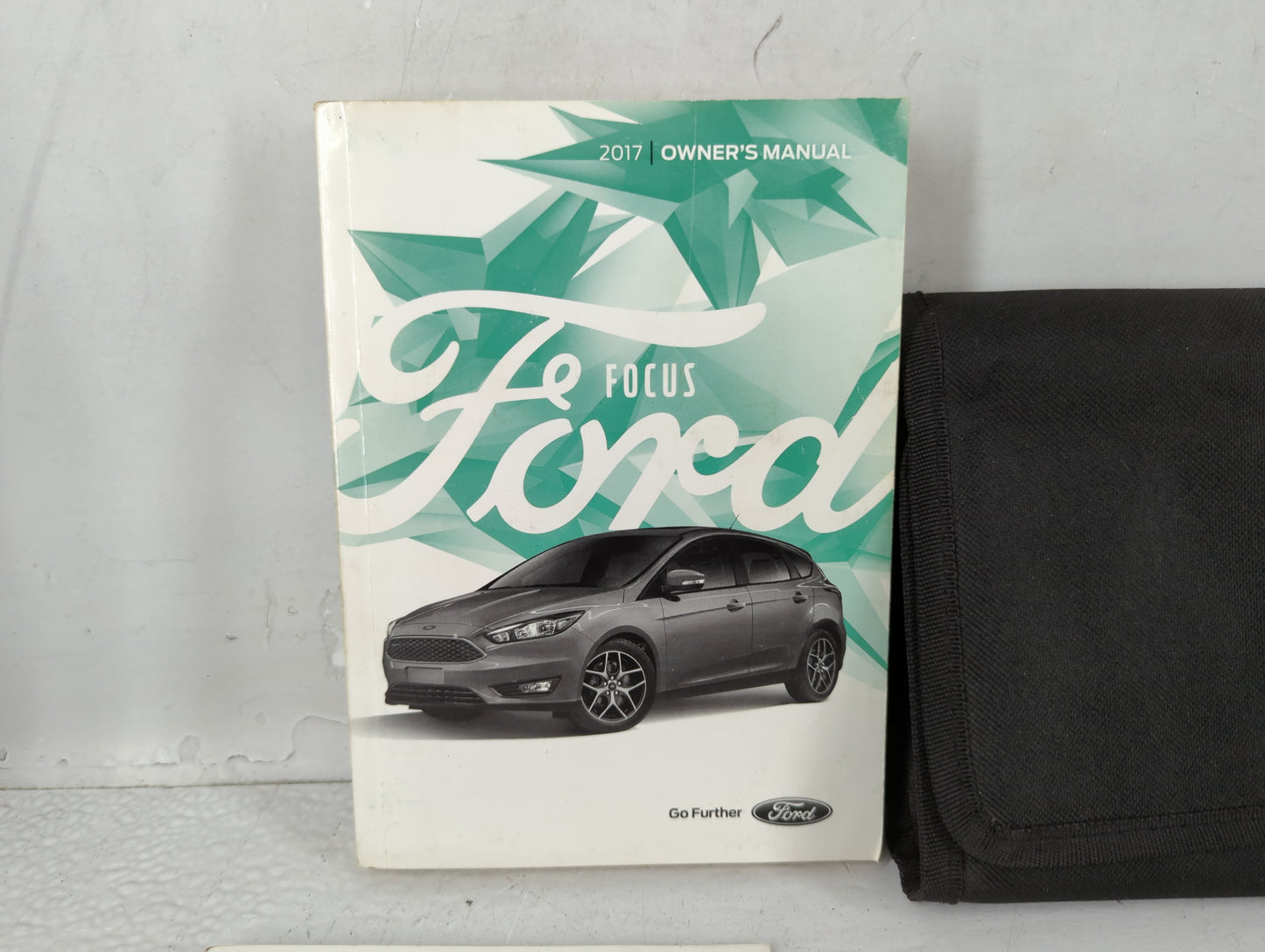 2017 Ford Focus Owners Manual Book Guide P/N:HM5J 19A321 AA OEM Used Auto Parts - Oemusedautoparts1.com