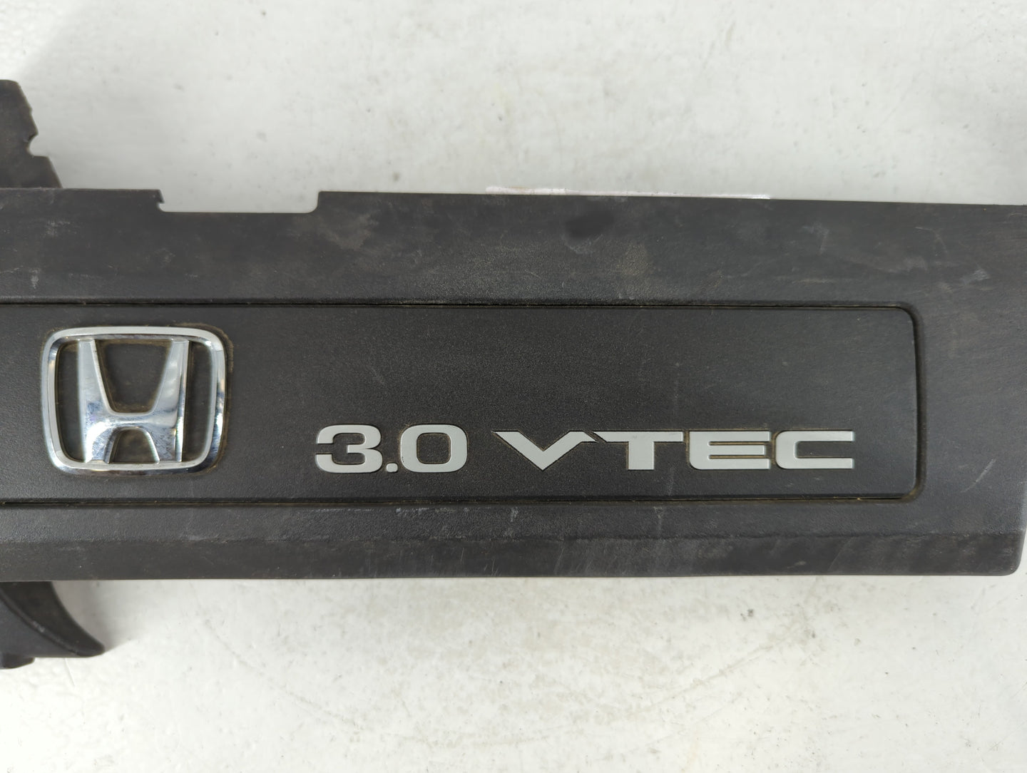 2000 Honda Accord Engine Cover - Oemusedautoparts1.com
