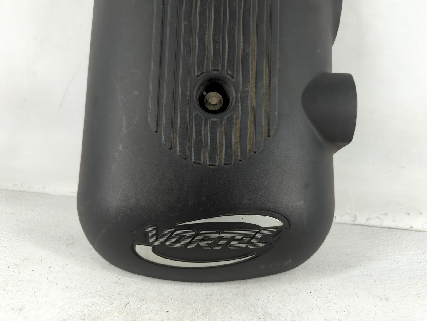 2005 Chevrolet Tahoe Engine Cover - Oemusedautoparts1.com