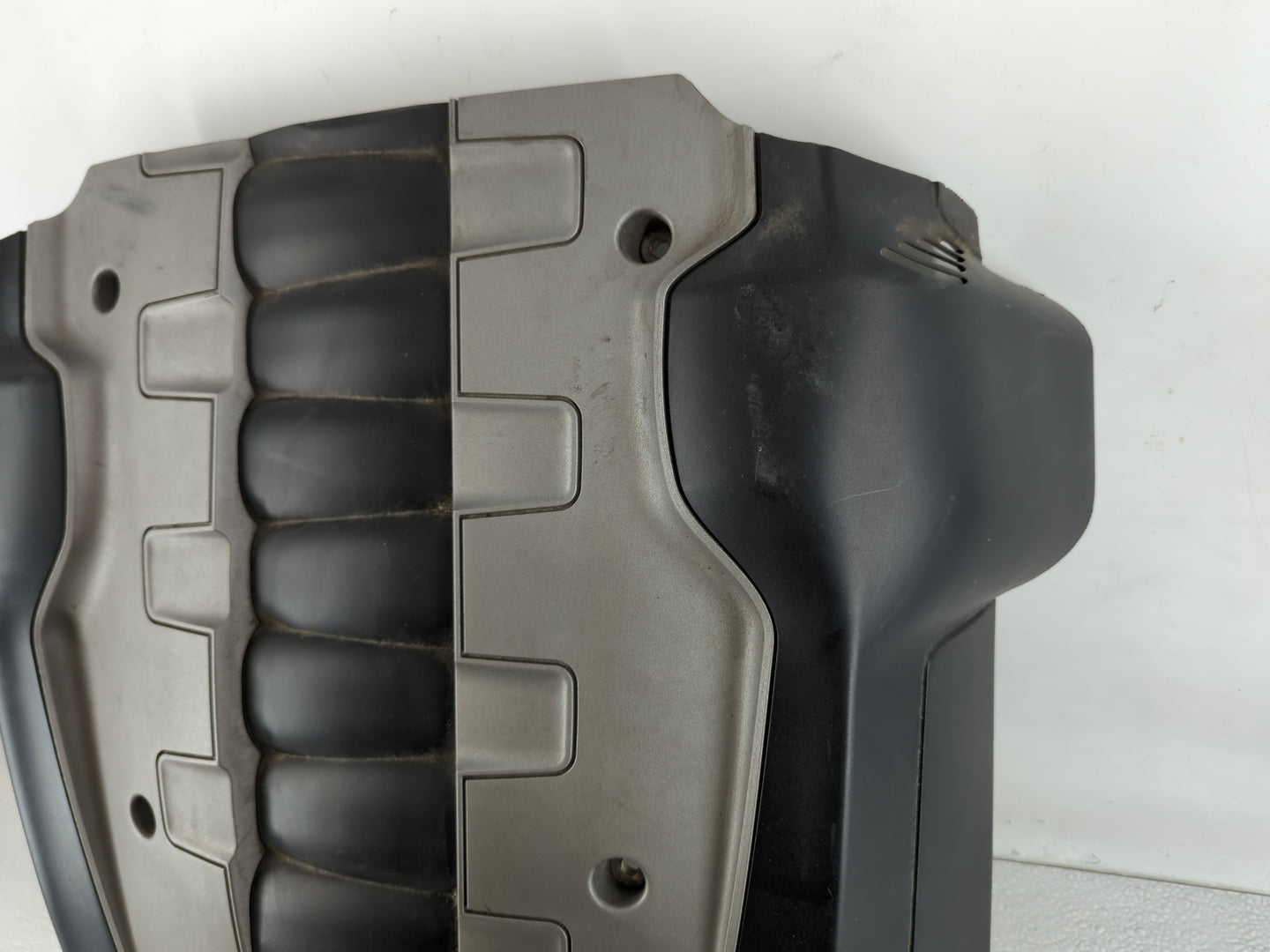 2006 Bmw 750i Engine Cover - Oemusedautoparts1.com