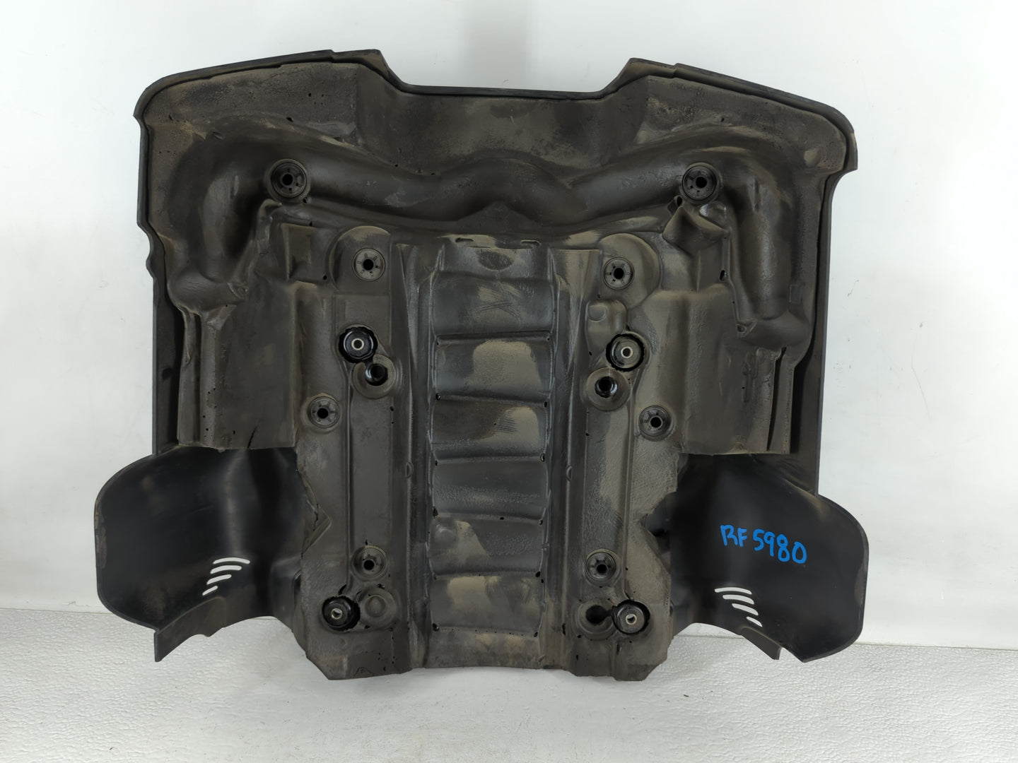 2006 Bmw 750i Engine Cover - Oemusedautoparts1.com