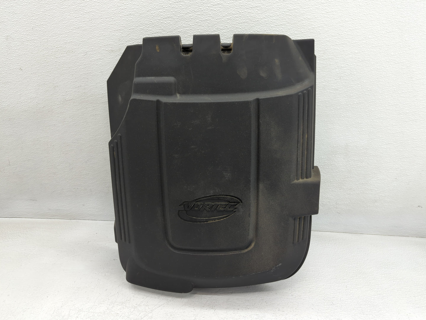 2008 Chevrolet Tahoe Engine Cover - Oemusedautoparts1.com