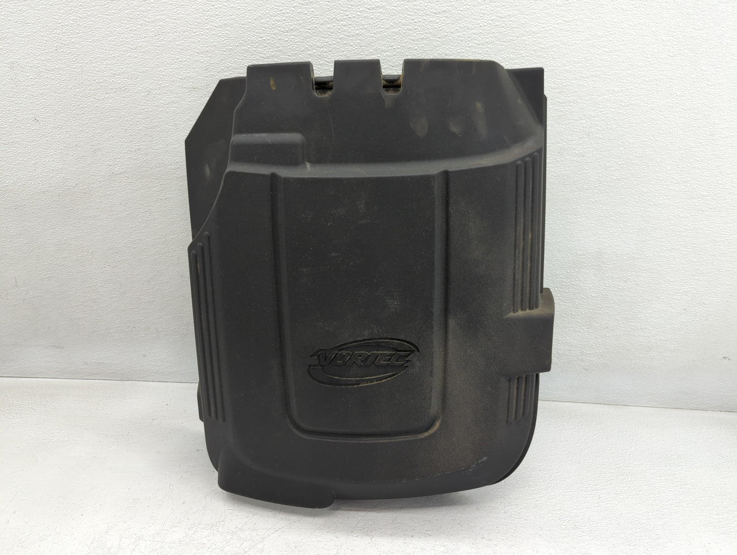 2008 Chevrolet Tahoe Engine Cover - Oemusedautoparts1.com