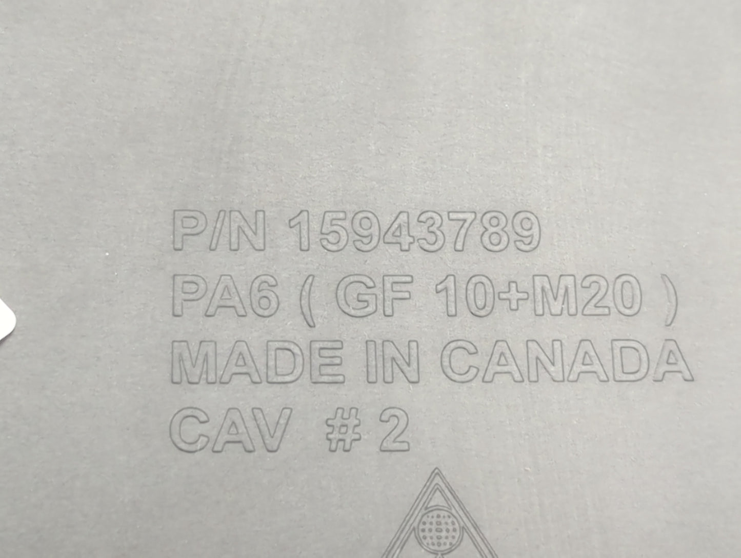 2008 Chevrolet Tahoe Engine Cover - Oemusedautoparts1.com