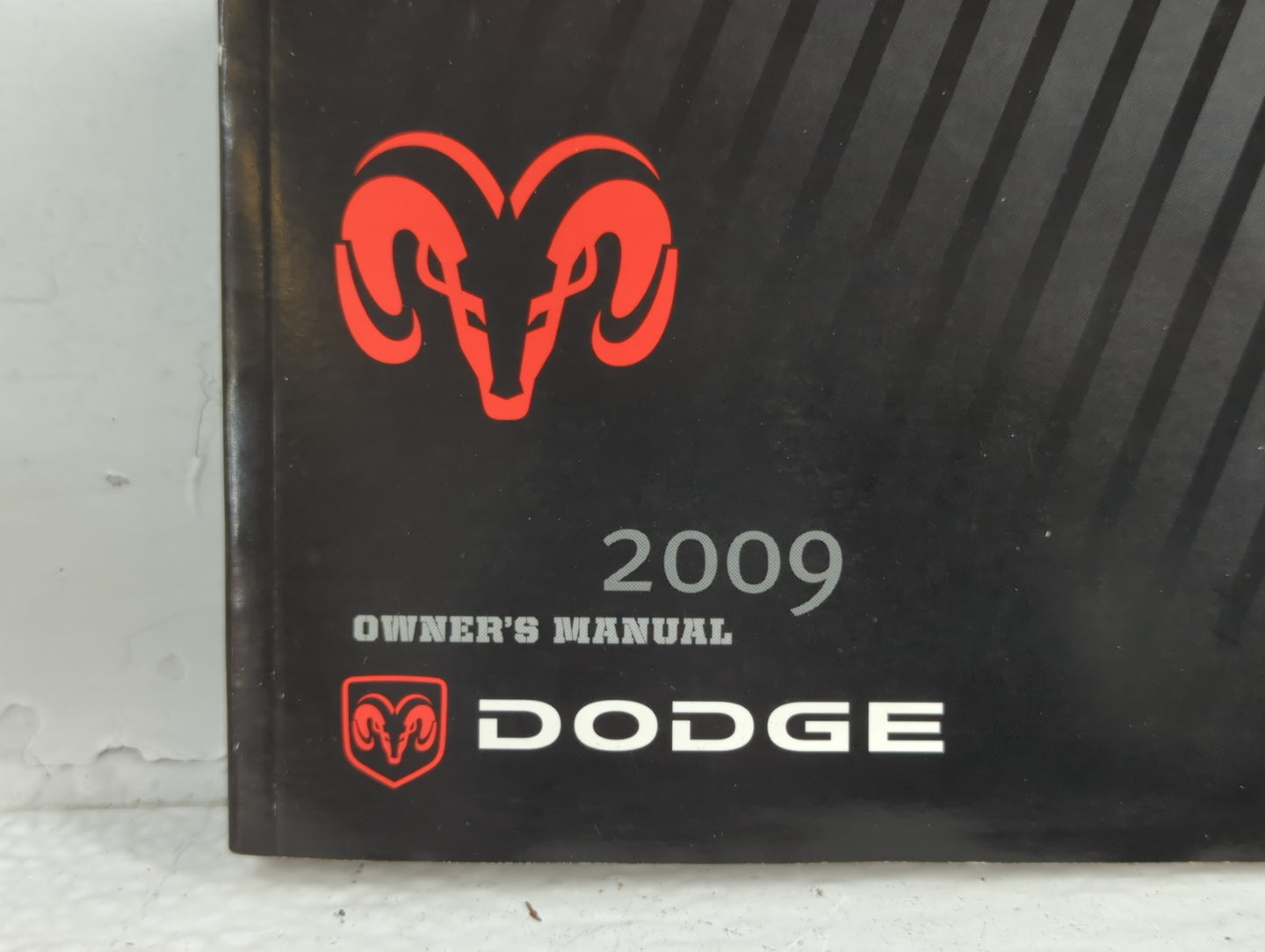 2009 Dodge Charger Owners Manual Book Guide P/N:81-226-0920 OEM Used Auto Parts - Oemusedautoparts1.com