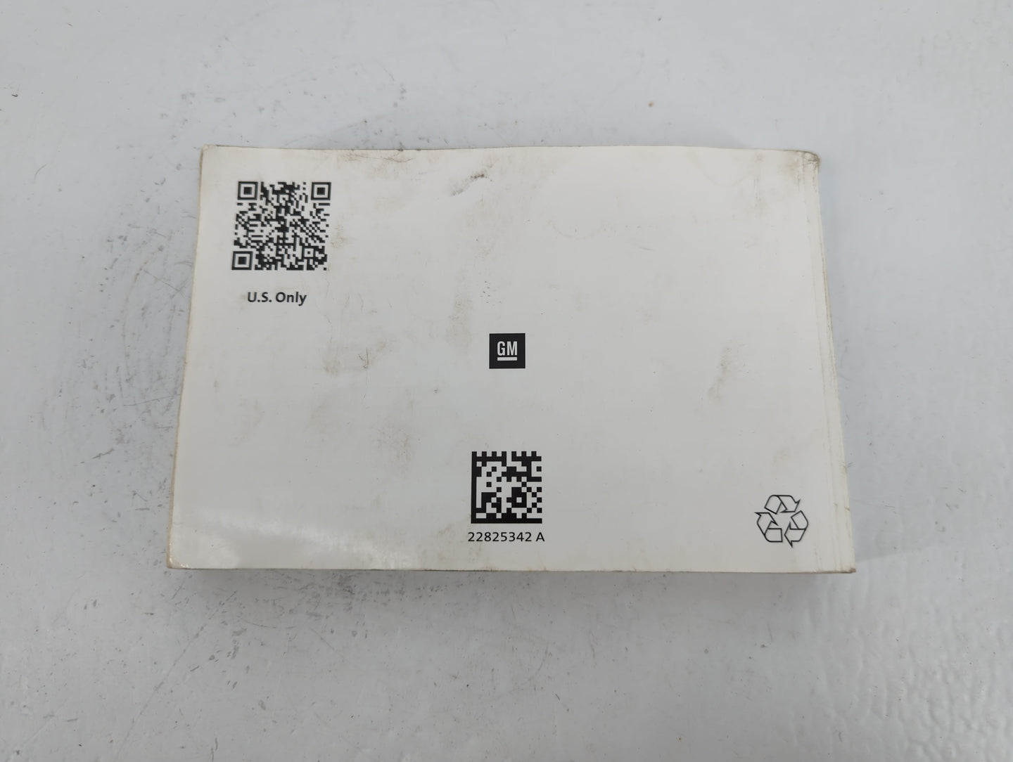 2014 Chevrolet Impala Owners Manual Book Guide P/N:22825342 A OEM Used Auto Parts - Oemusedautoparts1.com