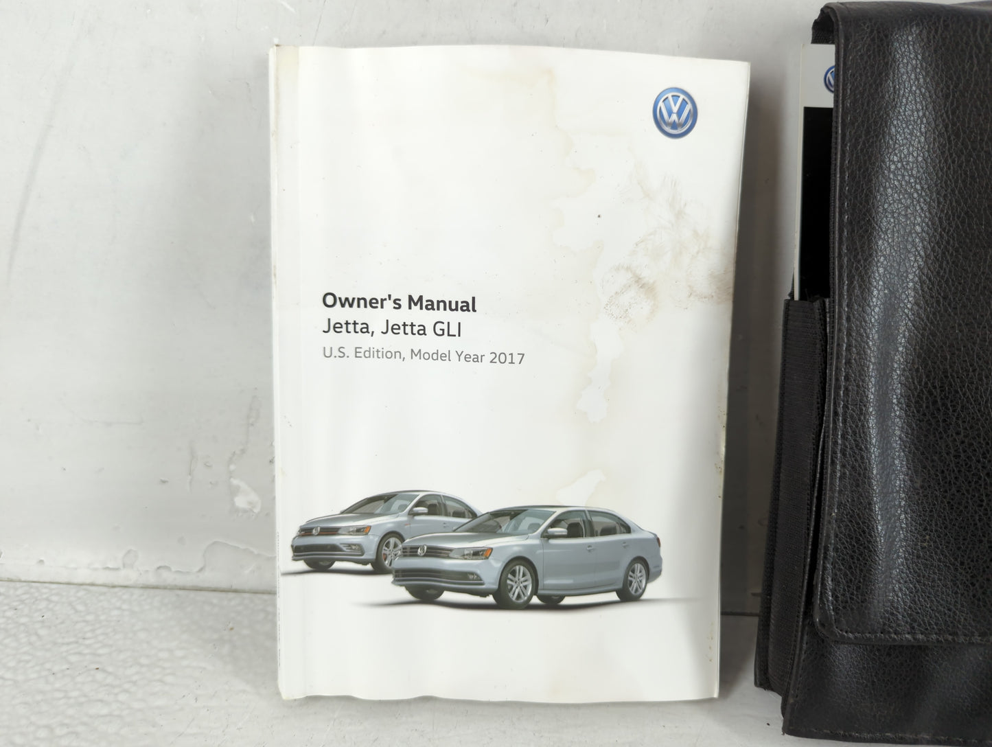 2017 Volkswagen Jetta Owners Manual Book Guide P/N:5C6012723AN OEM Used Auto Parts - Oemusedautoparts1.com