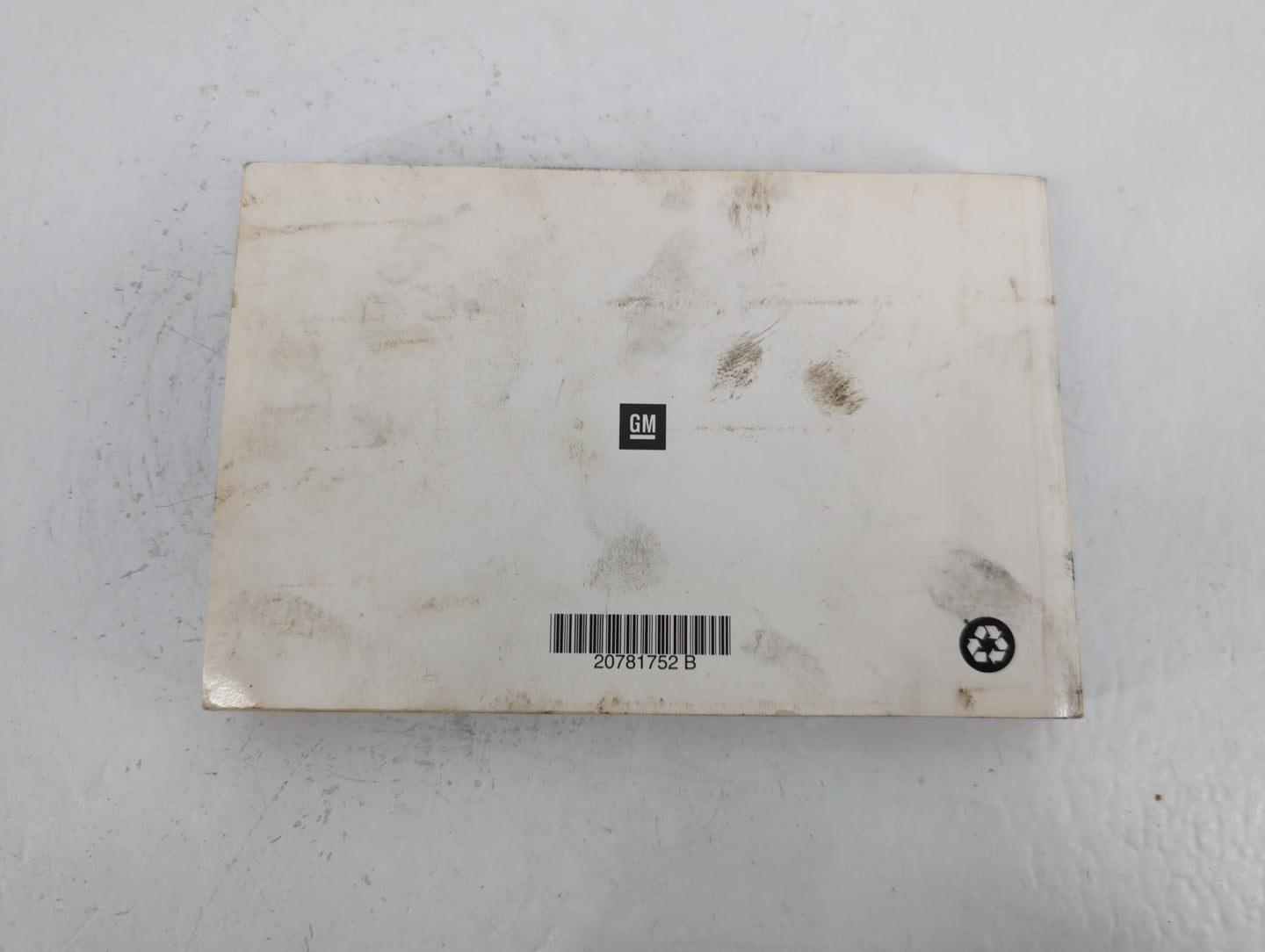 2011 Chevrolet Equinox Owners Manual Book Guide P/N:20781752 B OEM Used Auto Parts - Oemusedautoparts1.com