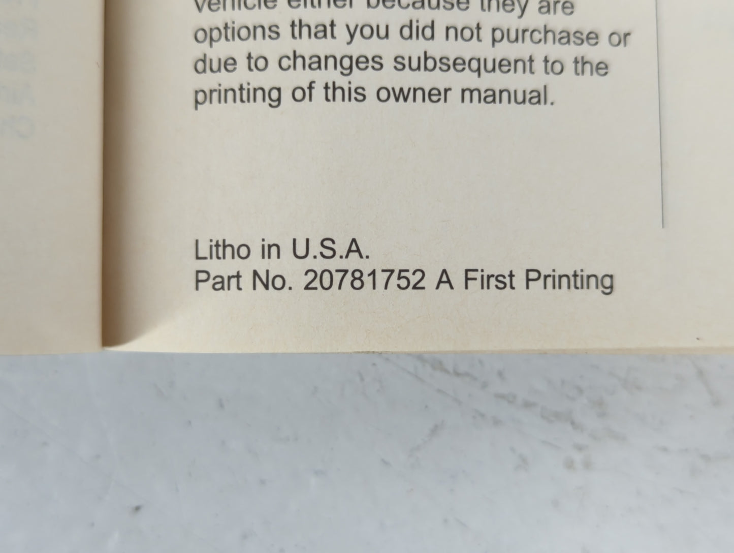 2011 Chevrolet Equinox Owners Manual Book Guide P/N:20781752 A OEM Used Auto Parts - Oemusedautoparts1.com