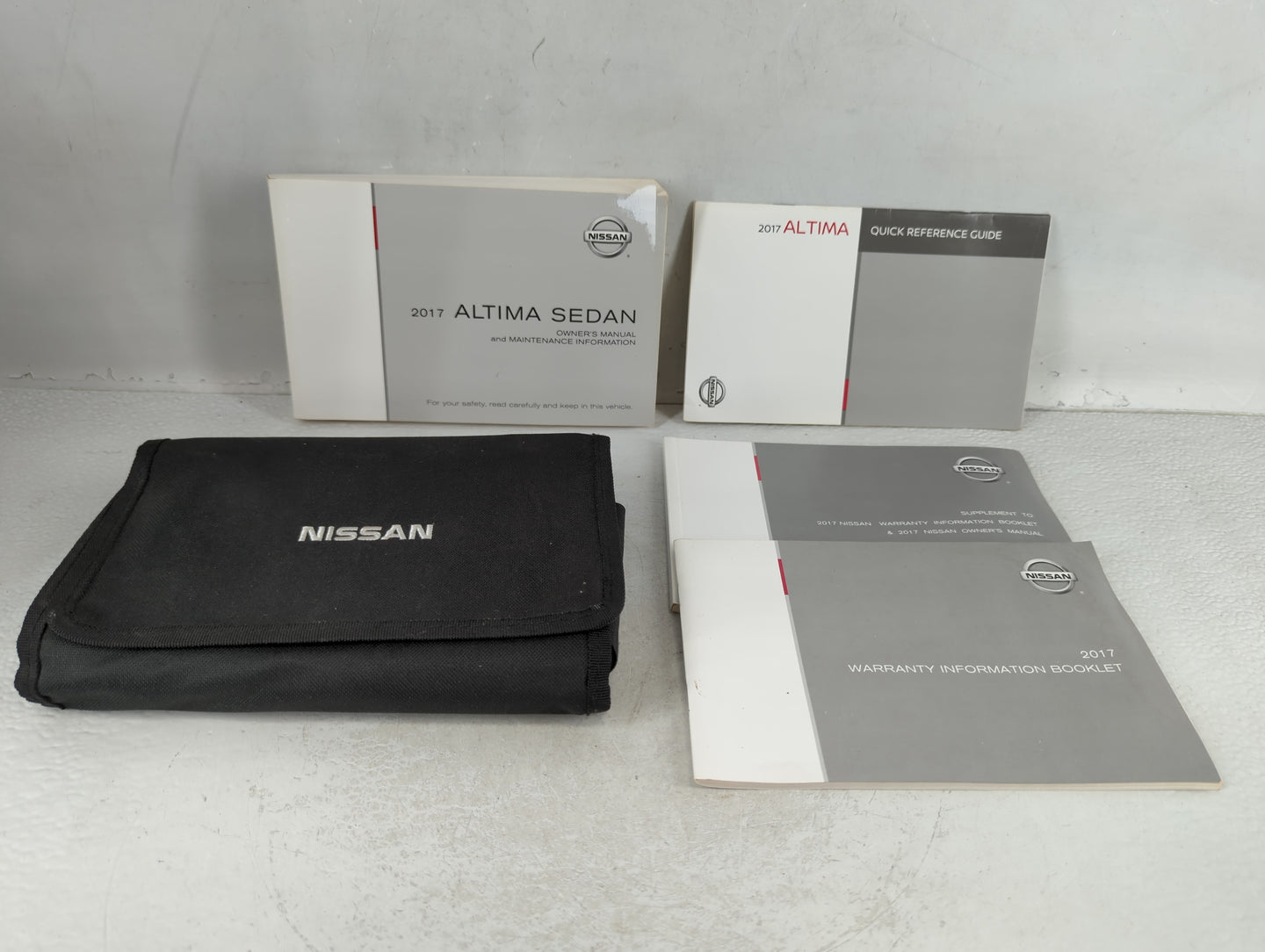 2017 Nissan Altima Owners Manual Book Guide OEM Used Auto Parts - Oemusedautoparts1.com