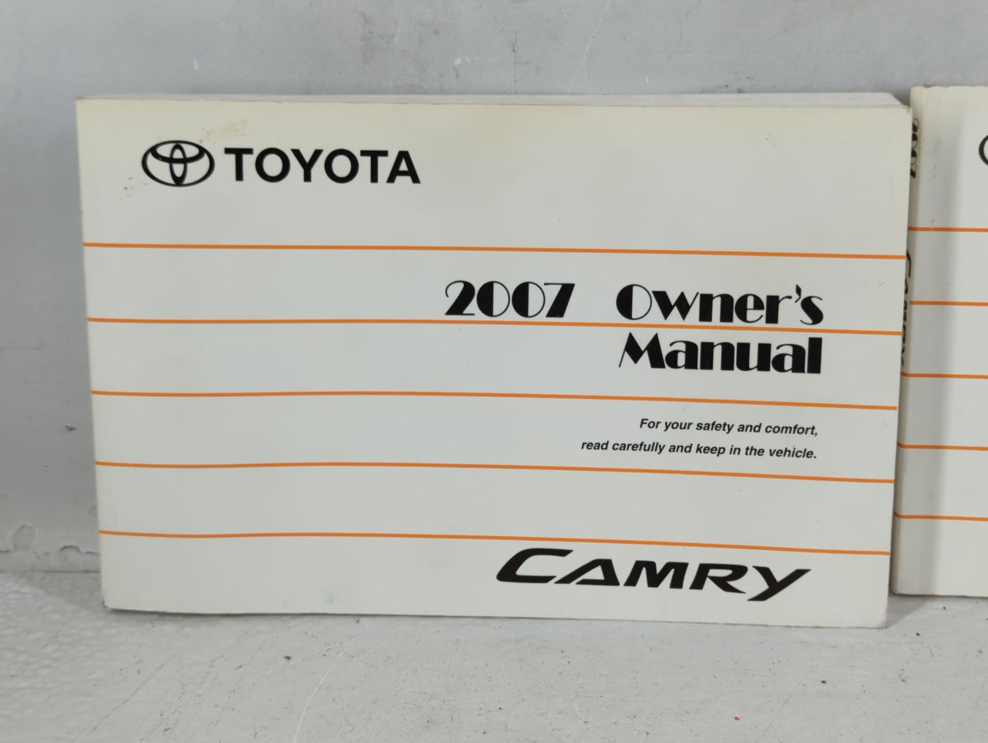 2007 Toyota Camry Owners Manual Book Guide P/N:01999-33740 OM33740U OEM Used Auto Parts - Oemusedautoparts1.com
