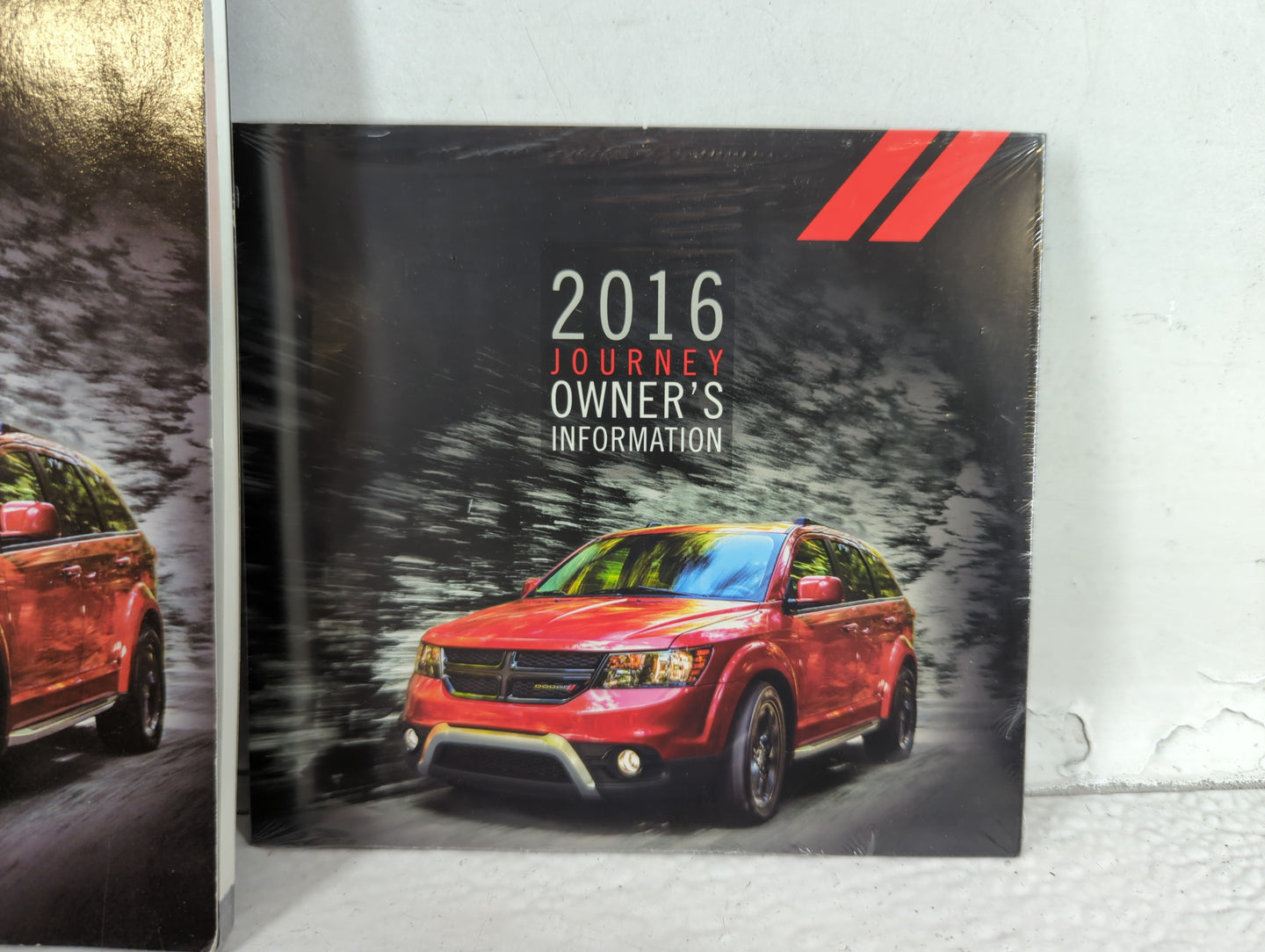 2016 Dodge Journey Owners Manual Book Guide P/N:16JC49-926-AA OEM Used Auto Parts - Oemusedautoparts1.com