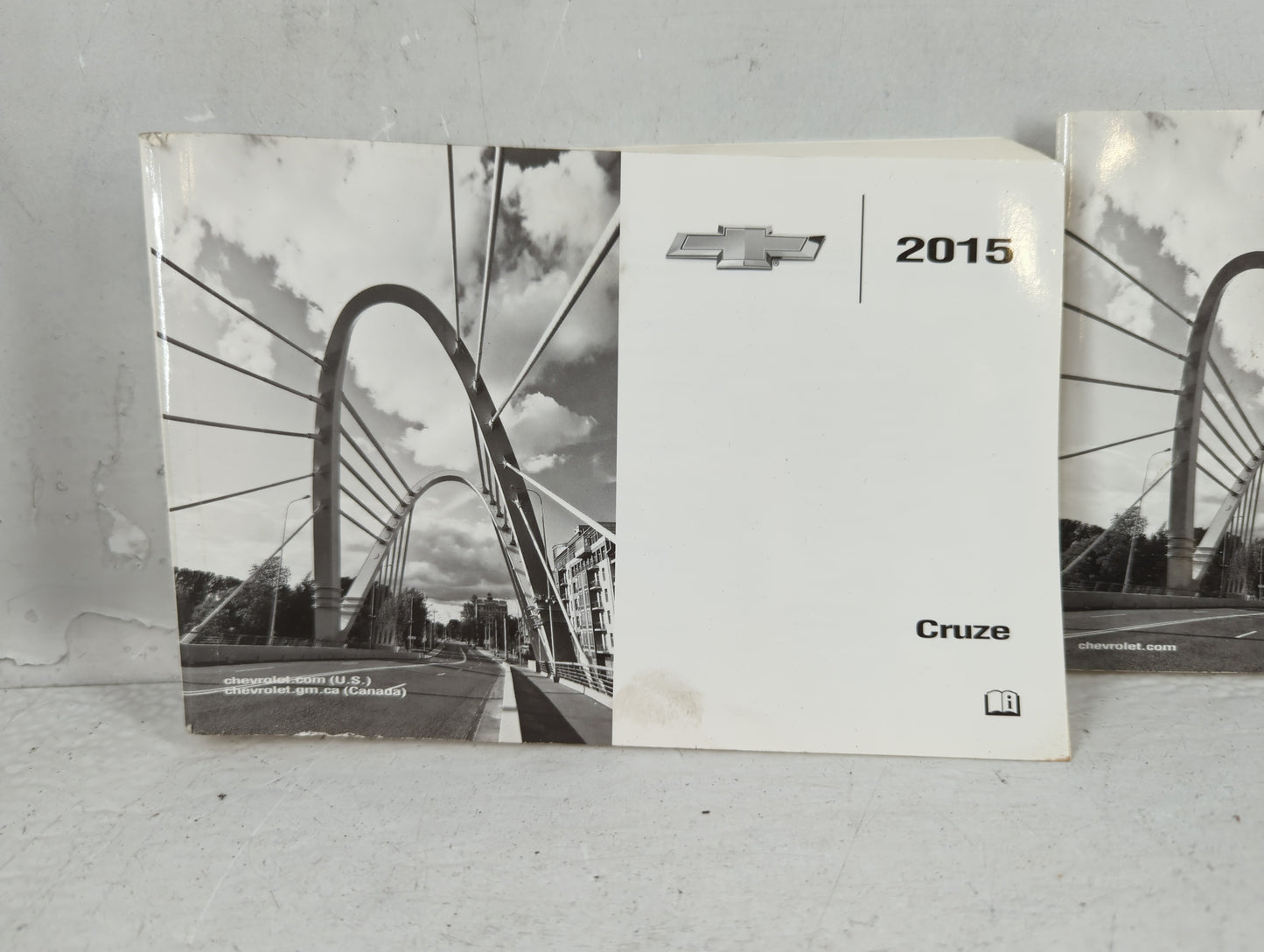 2015 Chevrolet Cruze Owners Manual Book Guide P/N:22951277 B OEM Used Auto Parts - Oemusedautoparts1.com