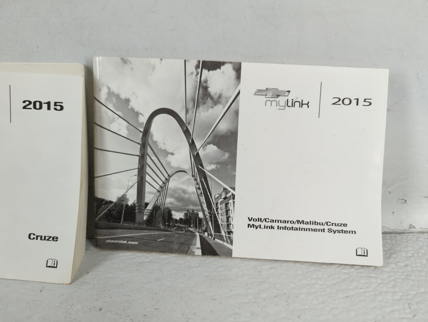 2015 Chevrolet Cruze Owners Manual Book Guide P/N:22951277 B OEM Used Auto Parts - Oemusedautoparts1.com