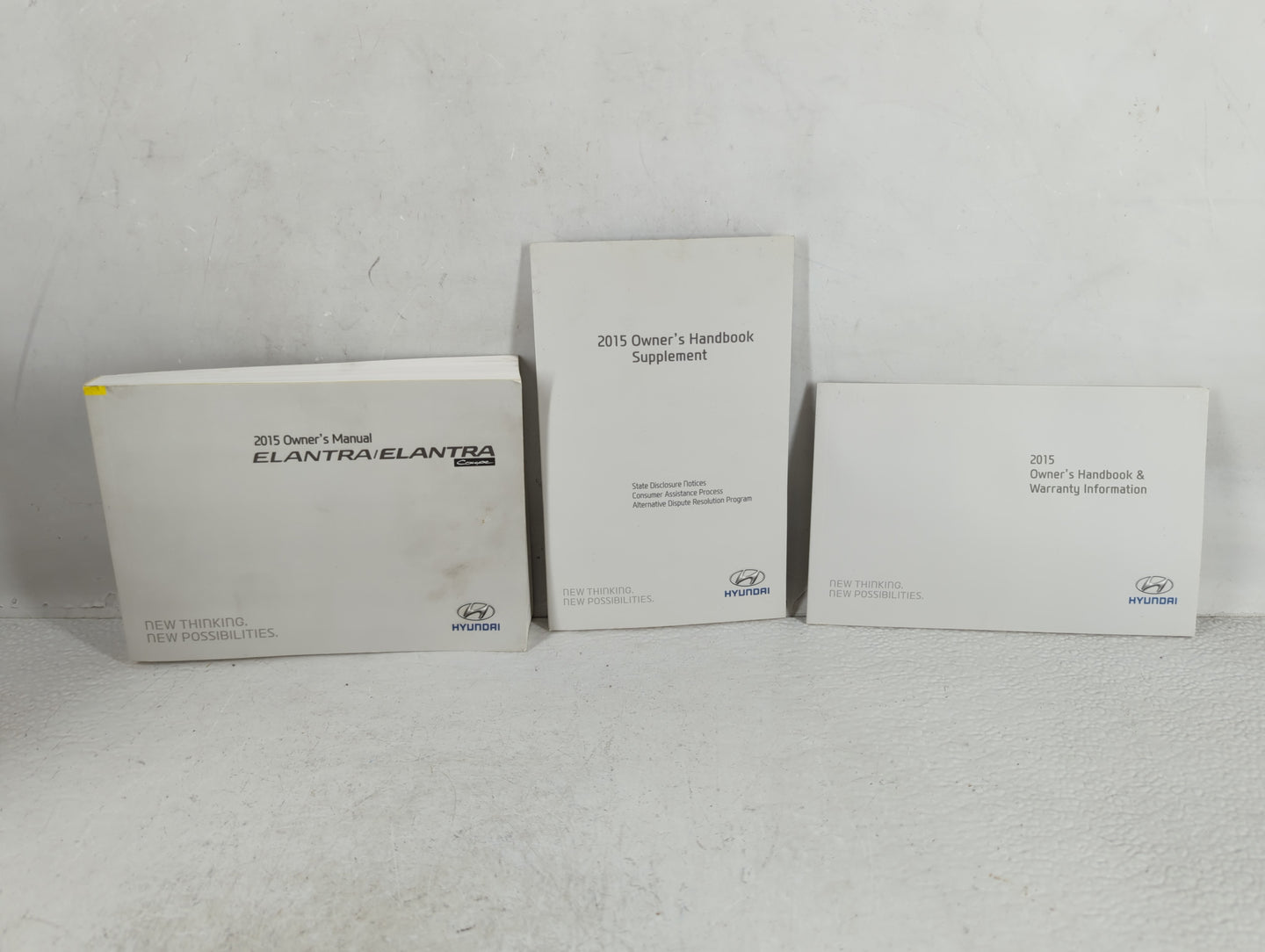 2015 Hyundai Elantra Owners Manual Book Guide OEM Used Auto Parts - Oemusedautoparts1.com