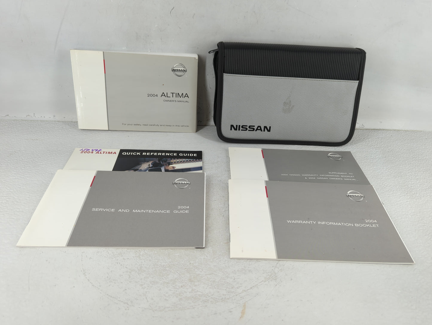 2004 Nissan Altima Owners Manual Book Guide OEM Used Auto Parts - Oemusedautoparts1.com