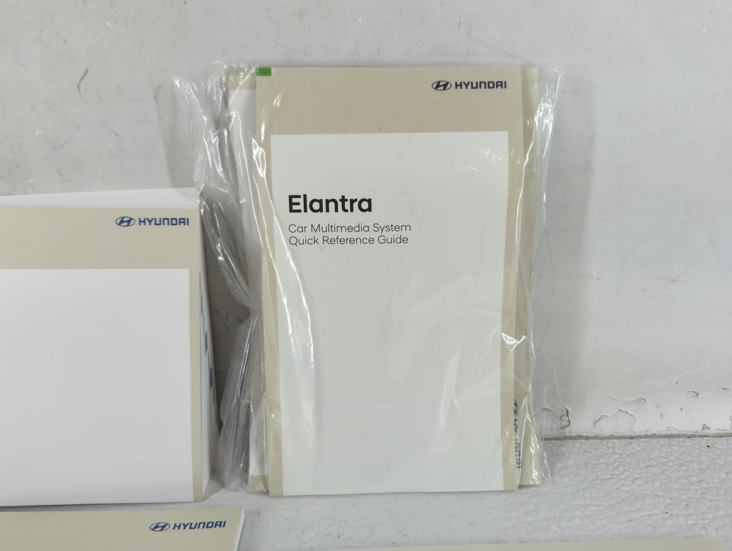 2018 Hyundai Elantra Owners Manual Book Guide OEM Used Auto Parts - Oemusedautoparts1.com