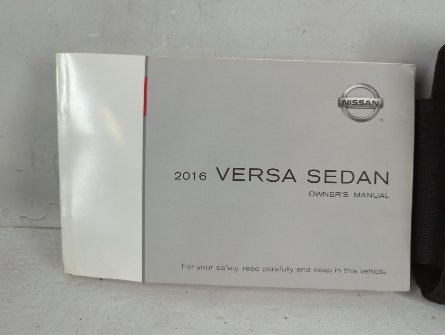 2016 Nissan Versa Owners Manual Book Guide P/N:OM16EM 0N17U1 OEM Used Auto Parts - Oemusedautoparts1.com