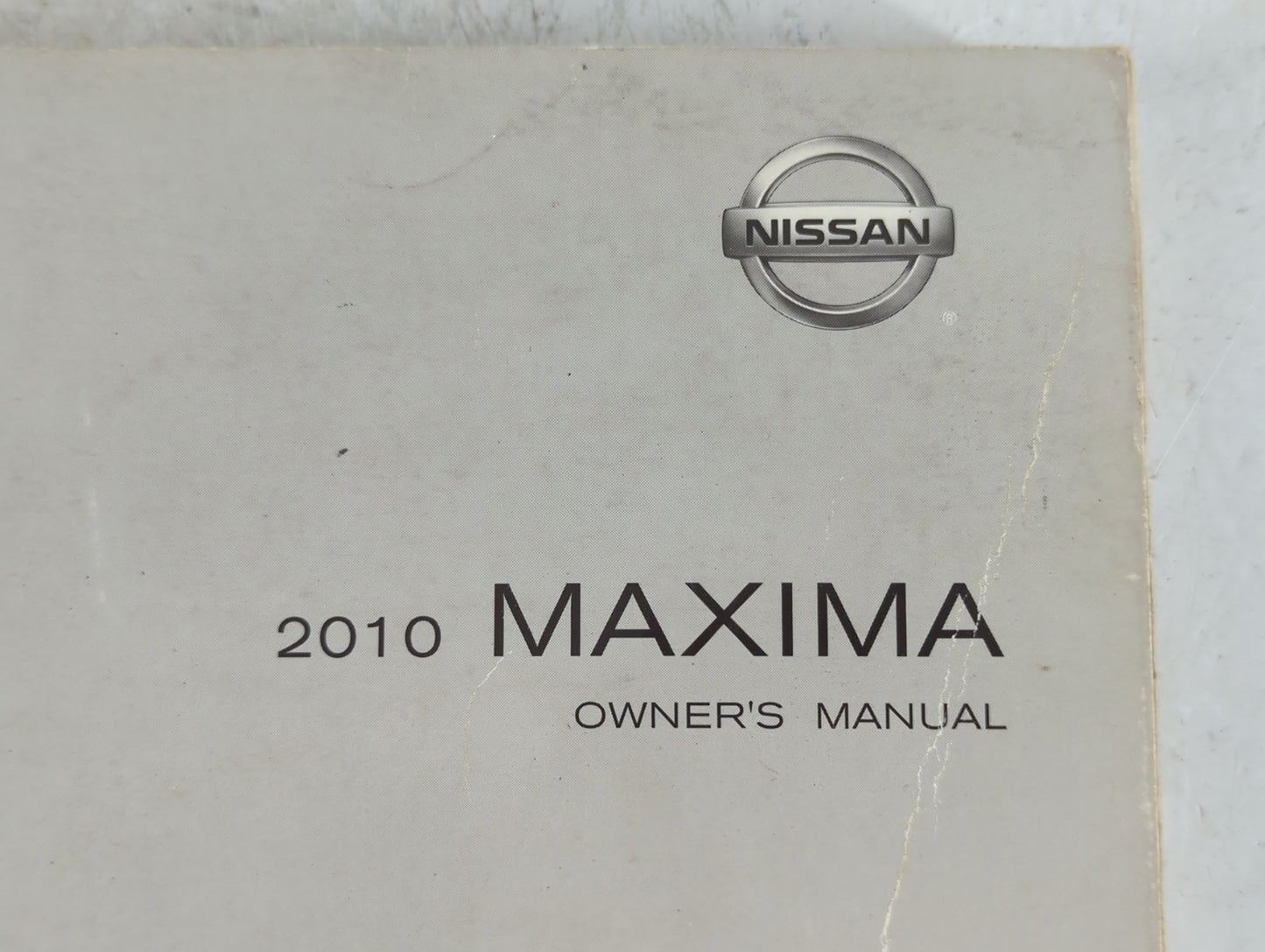 2010 Nissan Maxima Owners Manual Book Guide P/N:OM0E-0A35U0 OEM Used Auto Parts - Oemusedautoparts1.com