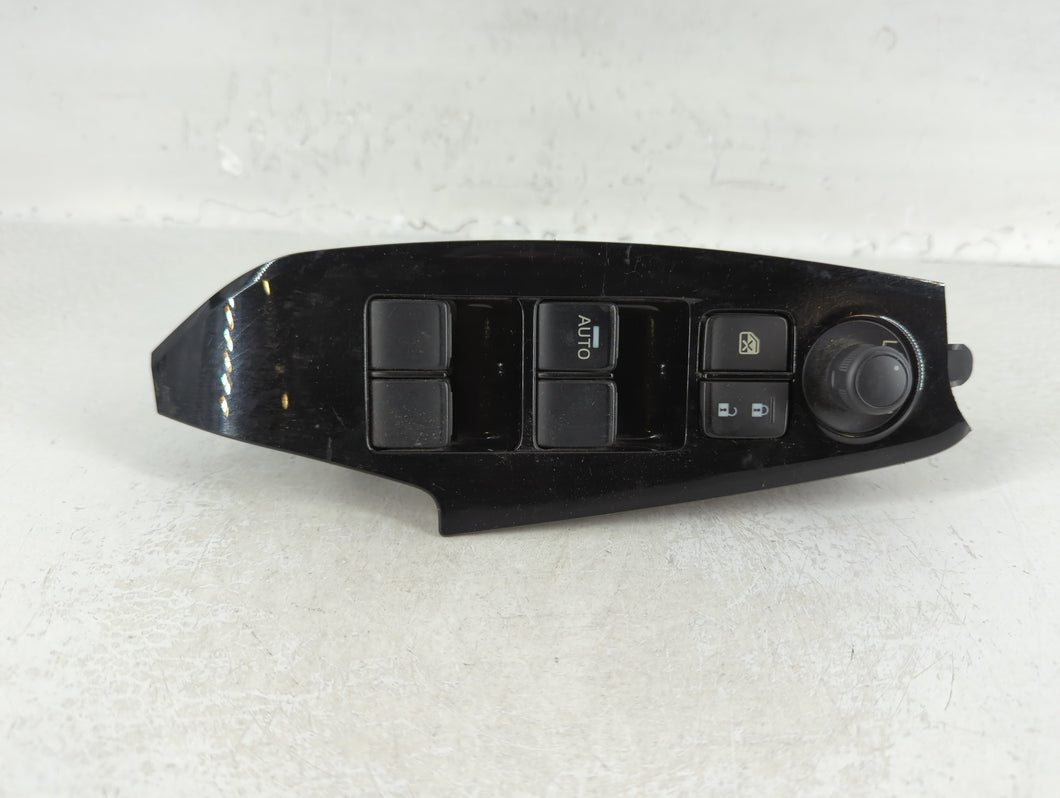 2017-2018 Mazda 3 Master Power Window Switch Replacement Driver Side Left P/N:BNN5 66 350 7137 T2 Fits Fits 2017 2018 OEM Used Auto Parts