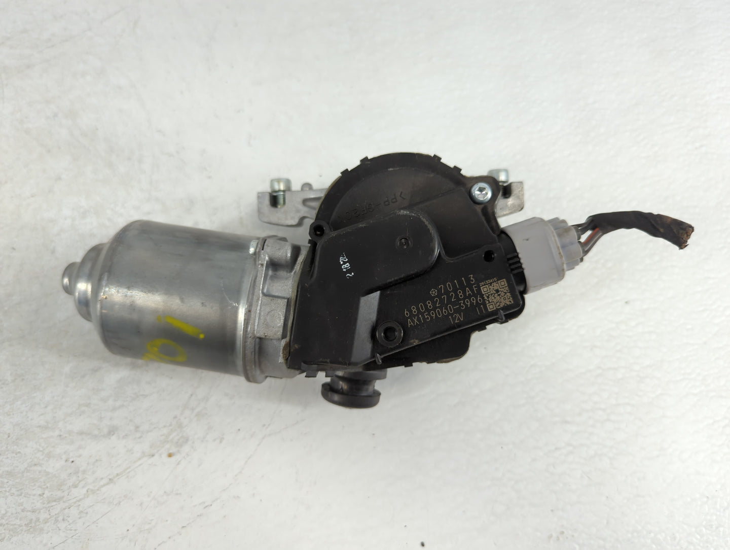 2011-2022 Dodge Charger Front Windshield Wiper Motor P/N:68082728AF Fits OEM Used Auto Parts - Oemusedautoparts1.com