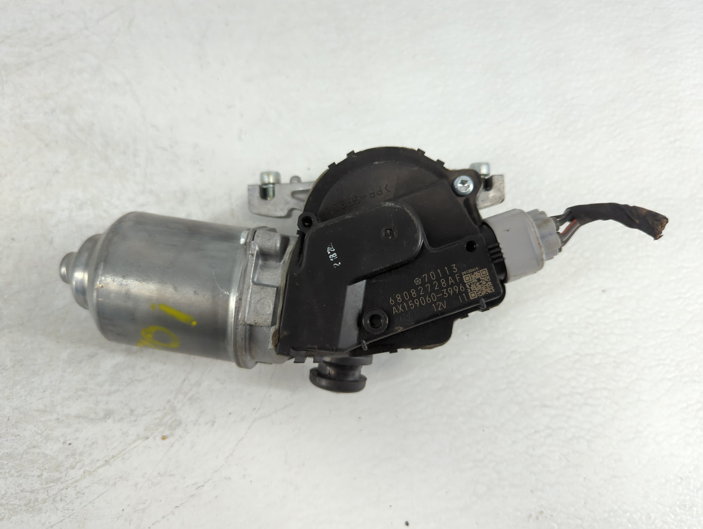 2011-2022 Dodge Charger Front Windshield Wiper Motor P/N:68082728AF Fits OEM Used Auto Parts - Oemusedautoparts1.com