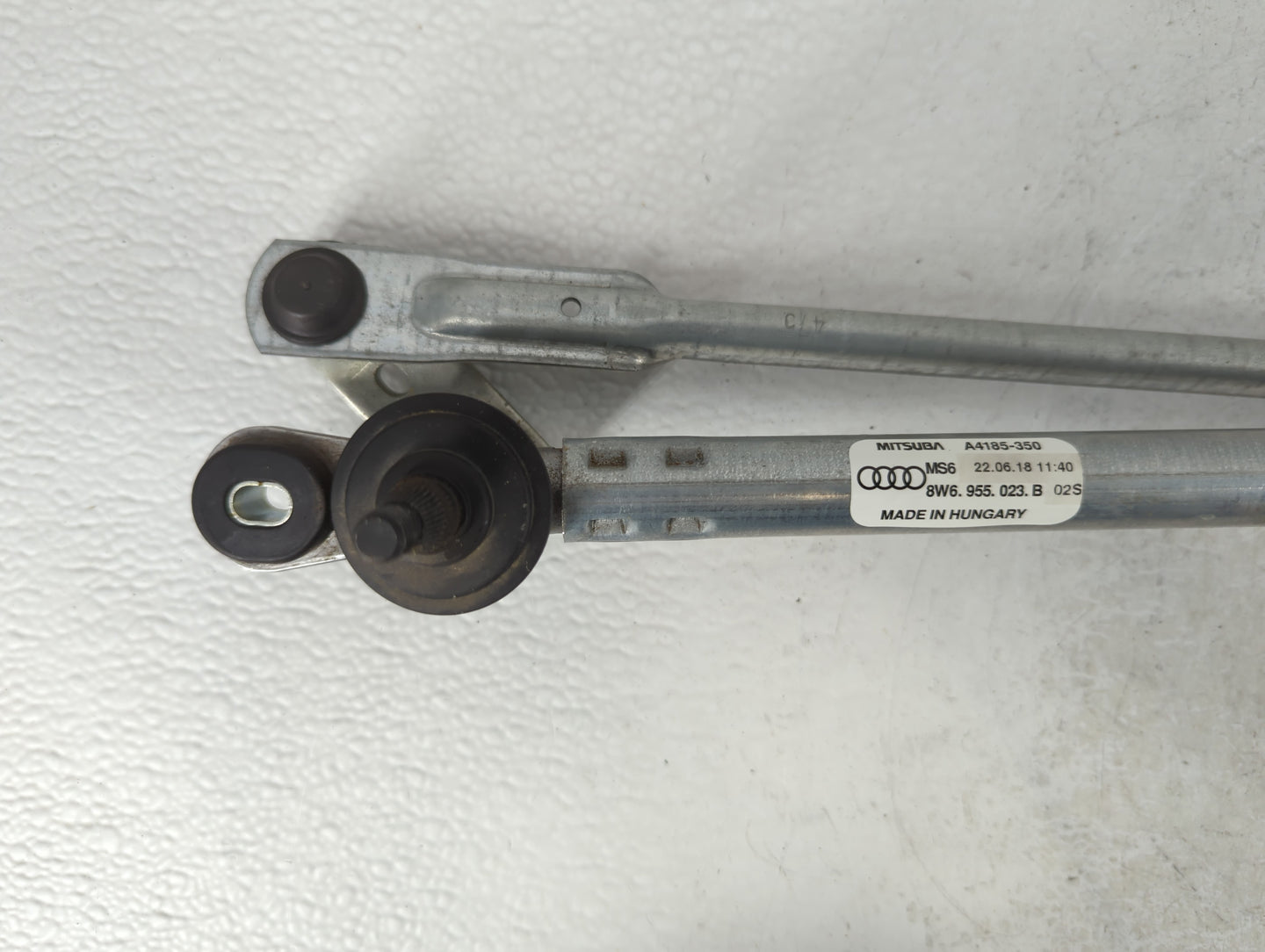 2018 Audi S5 Front Windshield Wiper Motor P/N:8W6.955.23.B A4185-350 Fits OEM Used Auto Parts - Oemusedautoparts1.com