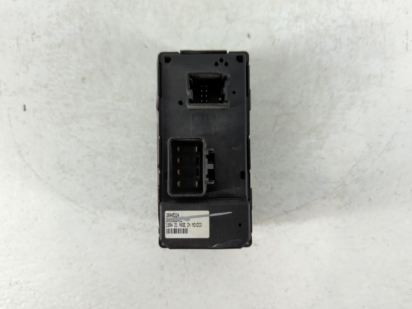 2010-2017 Gmc Acadia Master Power Window Switch Replacement Driver Side Left P/N:1884 D1 20945224 Fits OEM Used Auto Parts - Oemusedautoparts1.com