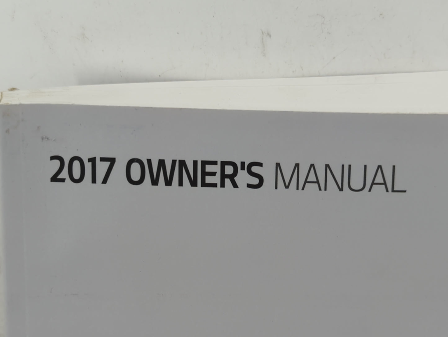 2017 Kia Sorento Owners Manual Book Guide P/N:HXG5-EU65A OEM Used Auto Parts - Oemusedautoparts1.com