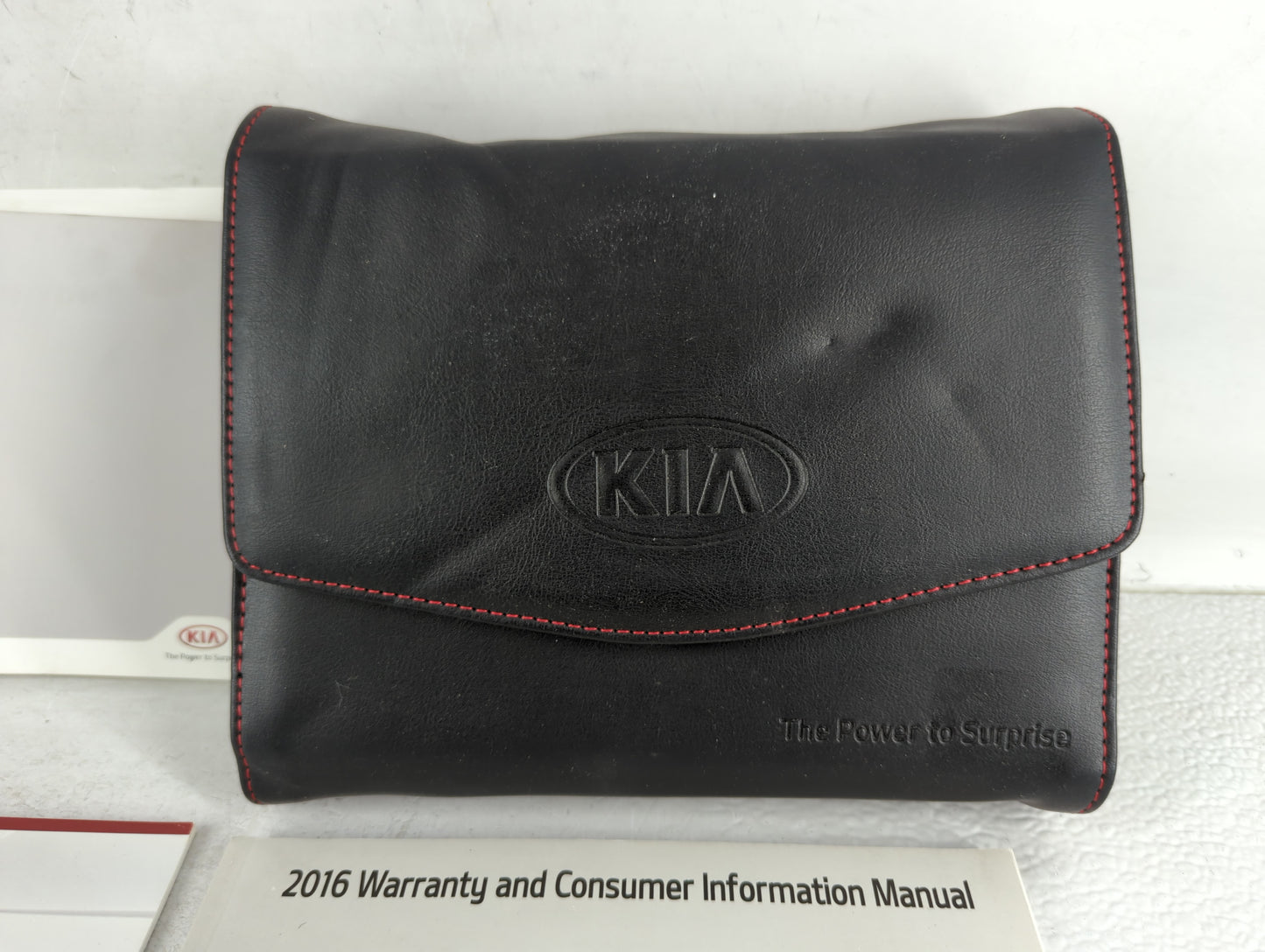 2016 Kia Sorento Owners Manual Book Guide OEM Used Auto Parts - Oemusedautoparts1.com