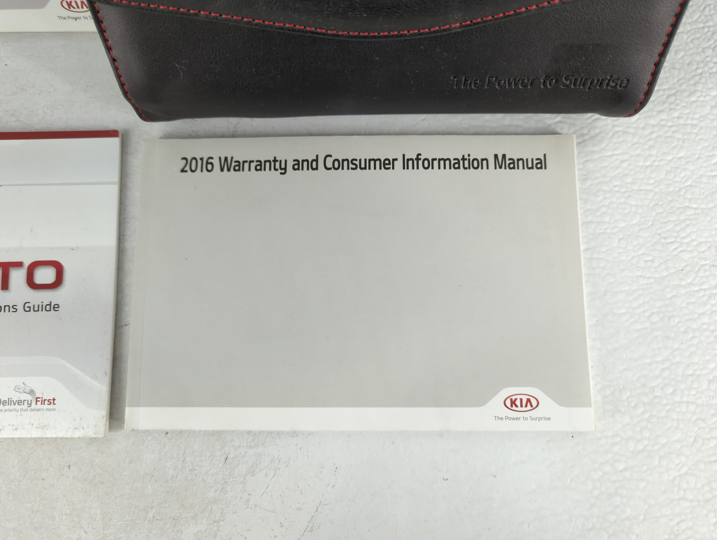2016 Kia Sorento Owners Manual Book Guide OEM Used Auto Parts - Oemusedautoparts1.com
