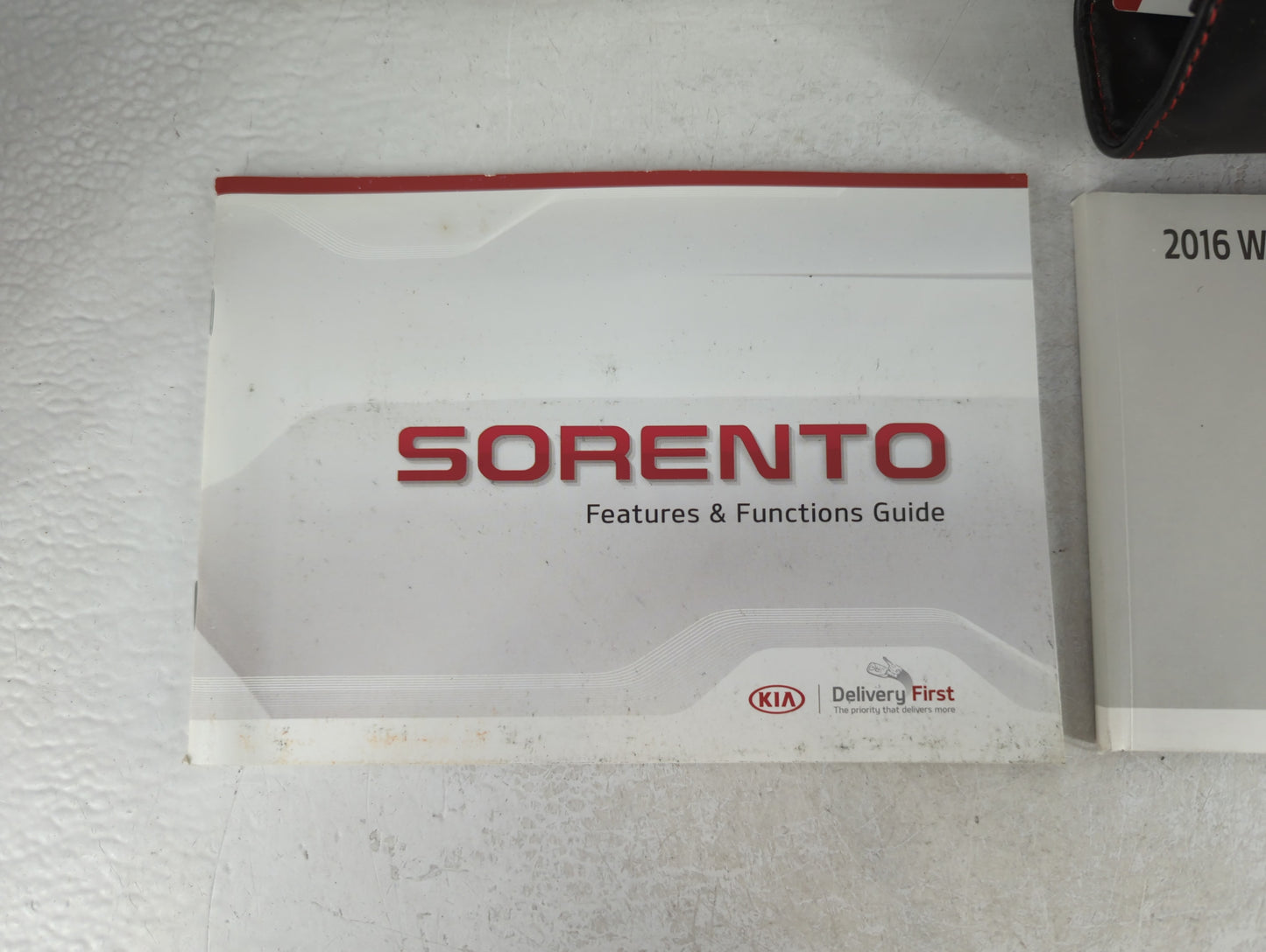 2016 Kia Sorento Owners Manual Book Guide OEM Used Auto Parts - Oemusedautoparts1.com