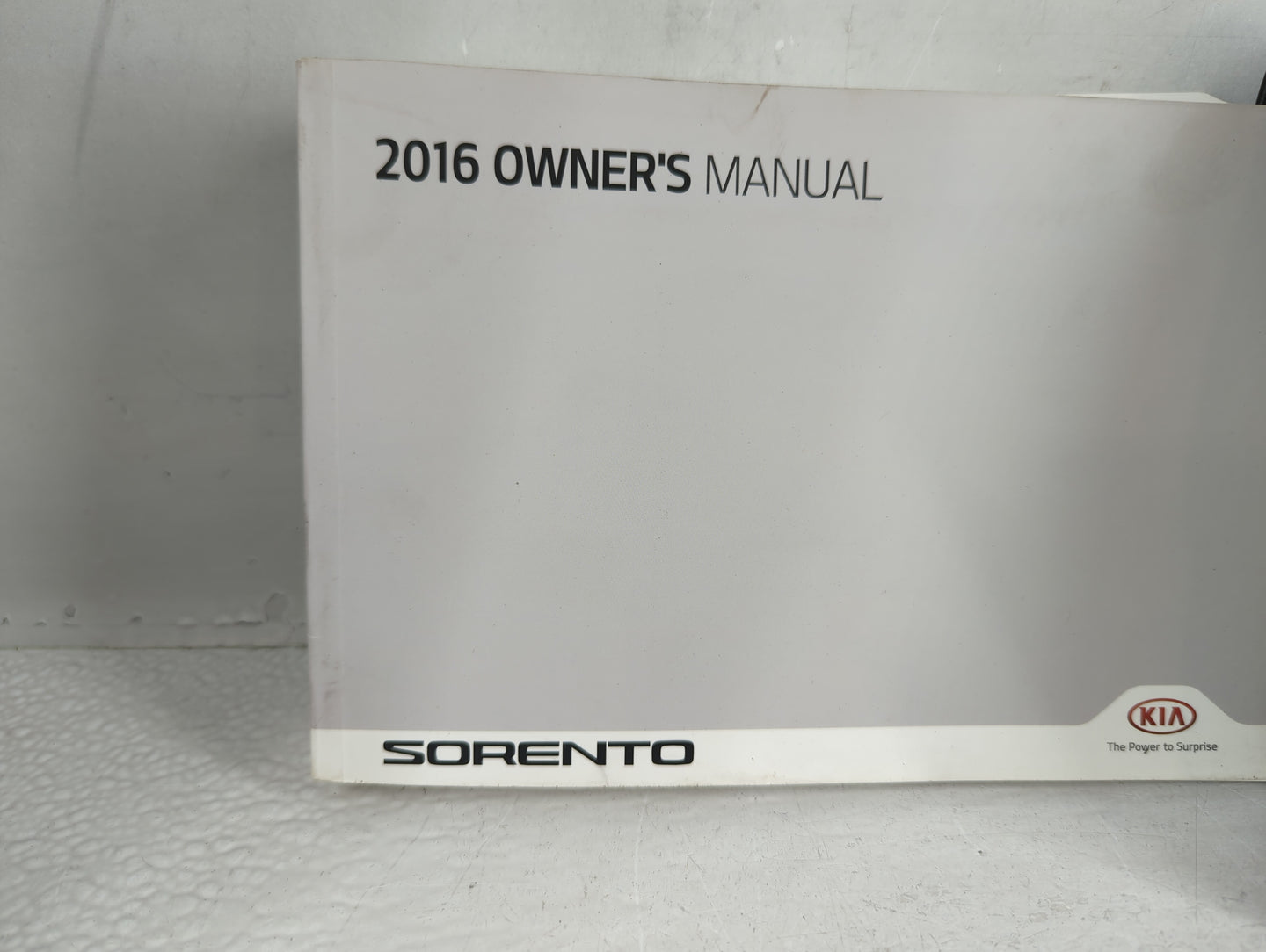 2016 Kia Sorento Owners Manual Book Guide OEM Used Auto Parts - Oemusedautoparts1.com