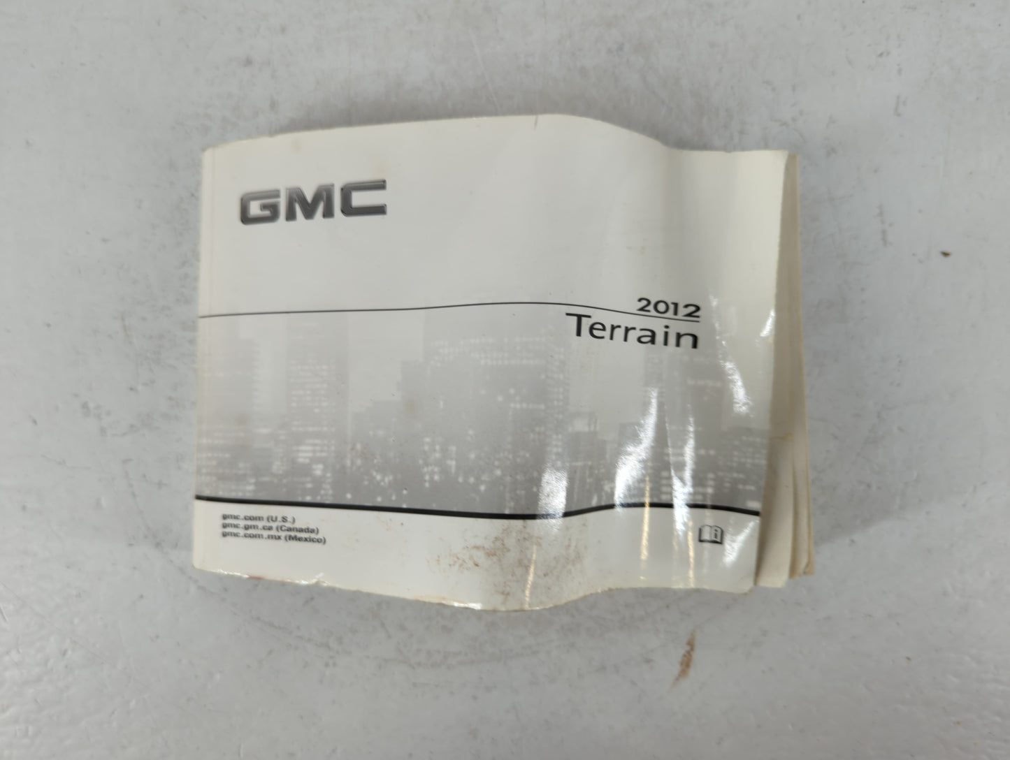 2012 Gmc Terrain Owners Manual Book Guide P/N:22862219 B OEM Used Auto Parts - Oemusedautoparts1.com