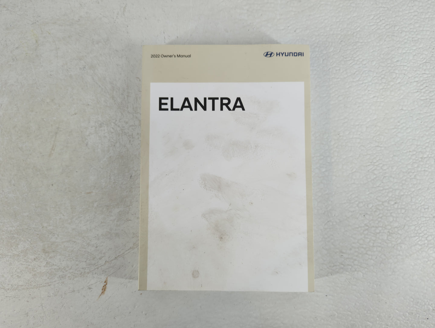 2022 Hyundai Elantra Owners Manual Book Guide P/N:N0BO-EU18C OEM Used Auto Parts - Oemusedautoparts1.com