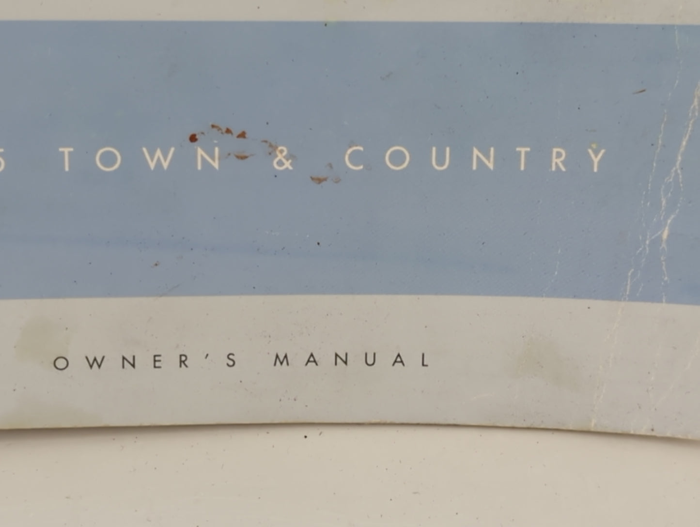 2005 Chrysler Town & Country Owners Manual Book Guide P/N:81-026-0516 OEM Used Auto Parts - Oemusedautoparts1.com