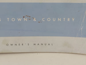 2005 Chrysler Town & Country Owners Manual Book Guide P/N:81-026-0516 OEM Used Auto Parts