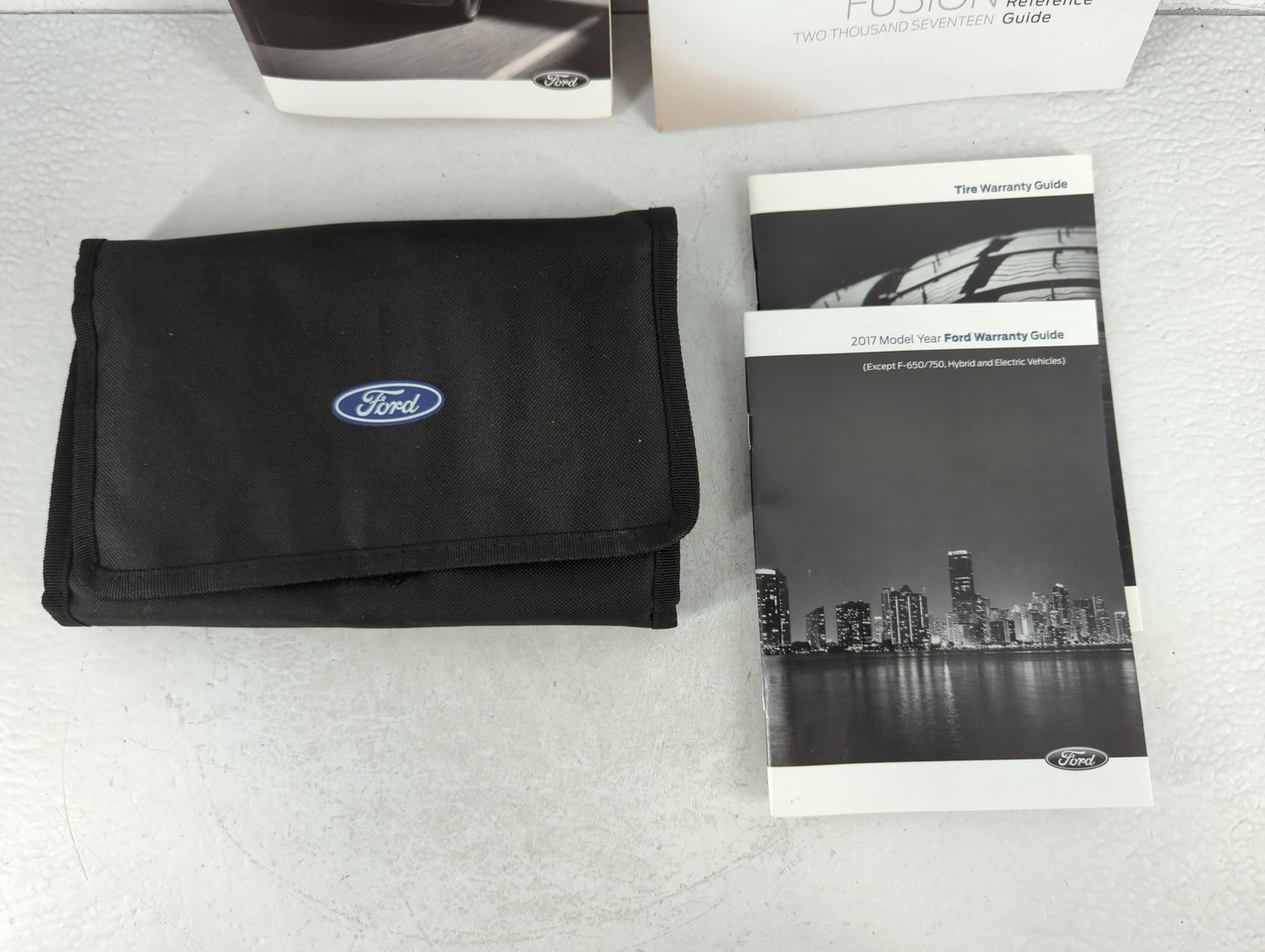 2017 Ford Fusion Owners Manual Book Guide P/N:HE5J19A321 AA OEM Used Auto Parts - Oemusedautoparts1.com