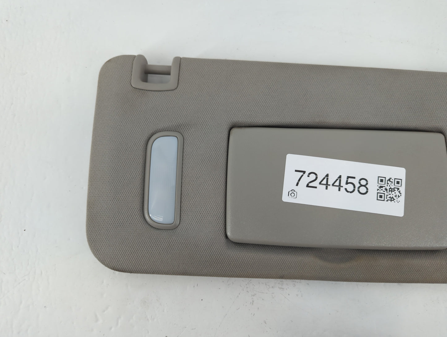 2010-2017 Chevrolet Equinox Sun Visor Shade Replacement Passenger Right Mirror Fits Fits 2010 2011 2012 2013 2014 2015 2016 2017 OEM Used Auto Parts - Oemusedautoparts1.com