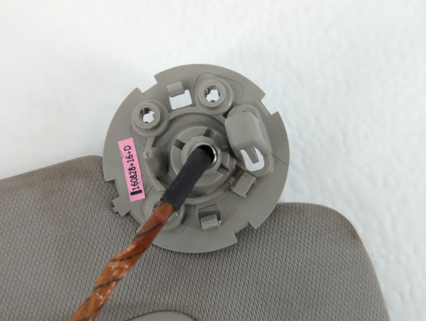 2010-2017 Chevrolet Equinox Sun Visor Shade Replacement Passenger Right Mirror Fits Fits 2010 2011 2012 2013 2014 2015 2016 2017 OEM Used Auto Parts - Oemusedautoparts1.com