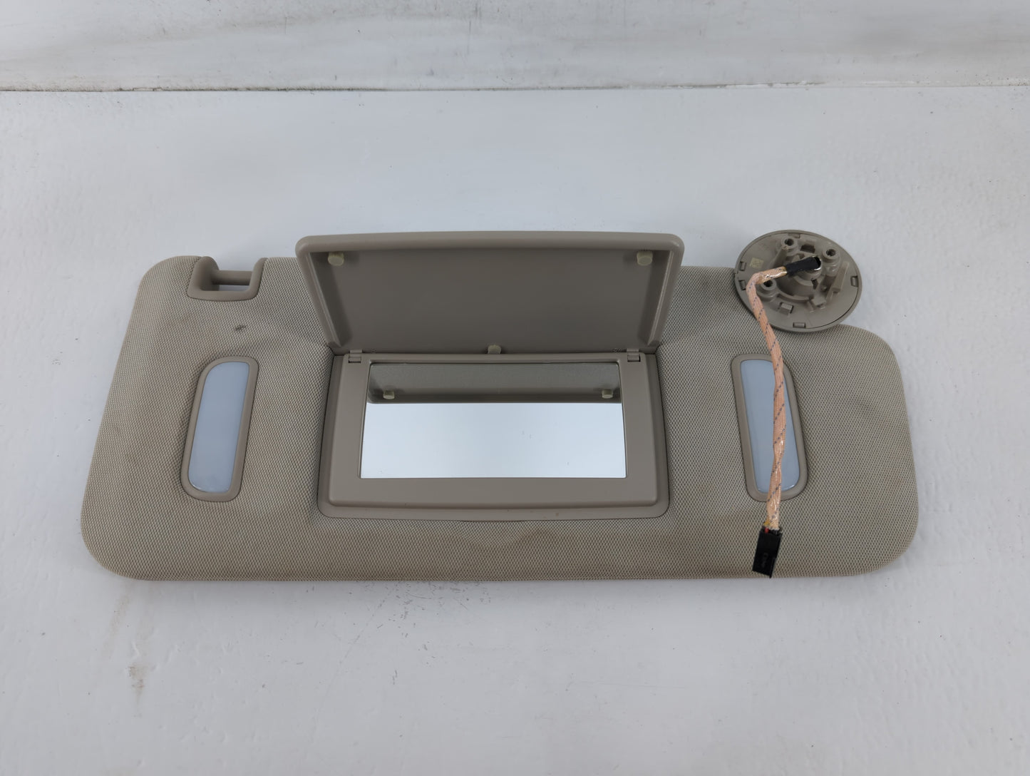 2013-2021 Buick Encore Sun Visor Shade Replacement Passenger Right Mirror Fits Fits 2013 2014 2015 2016 2017 2018 2019 2020 2021 OEM Used Auto Parts - Oemusedautoparts1.com